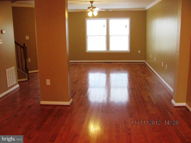 MANOR PARK - Residential Lease