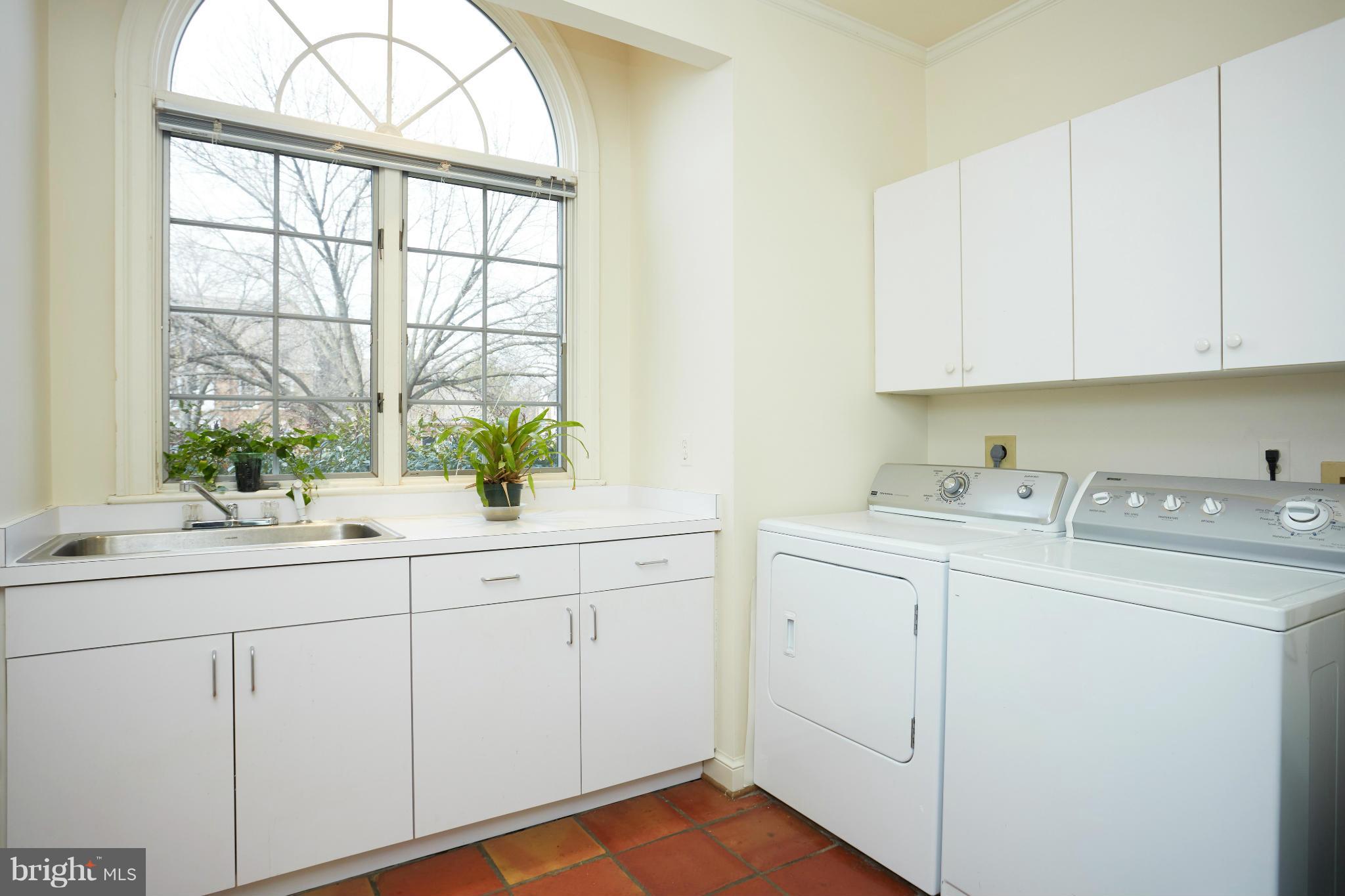 CHELSEA - Residential