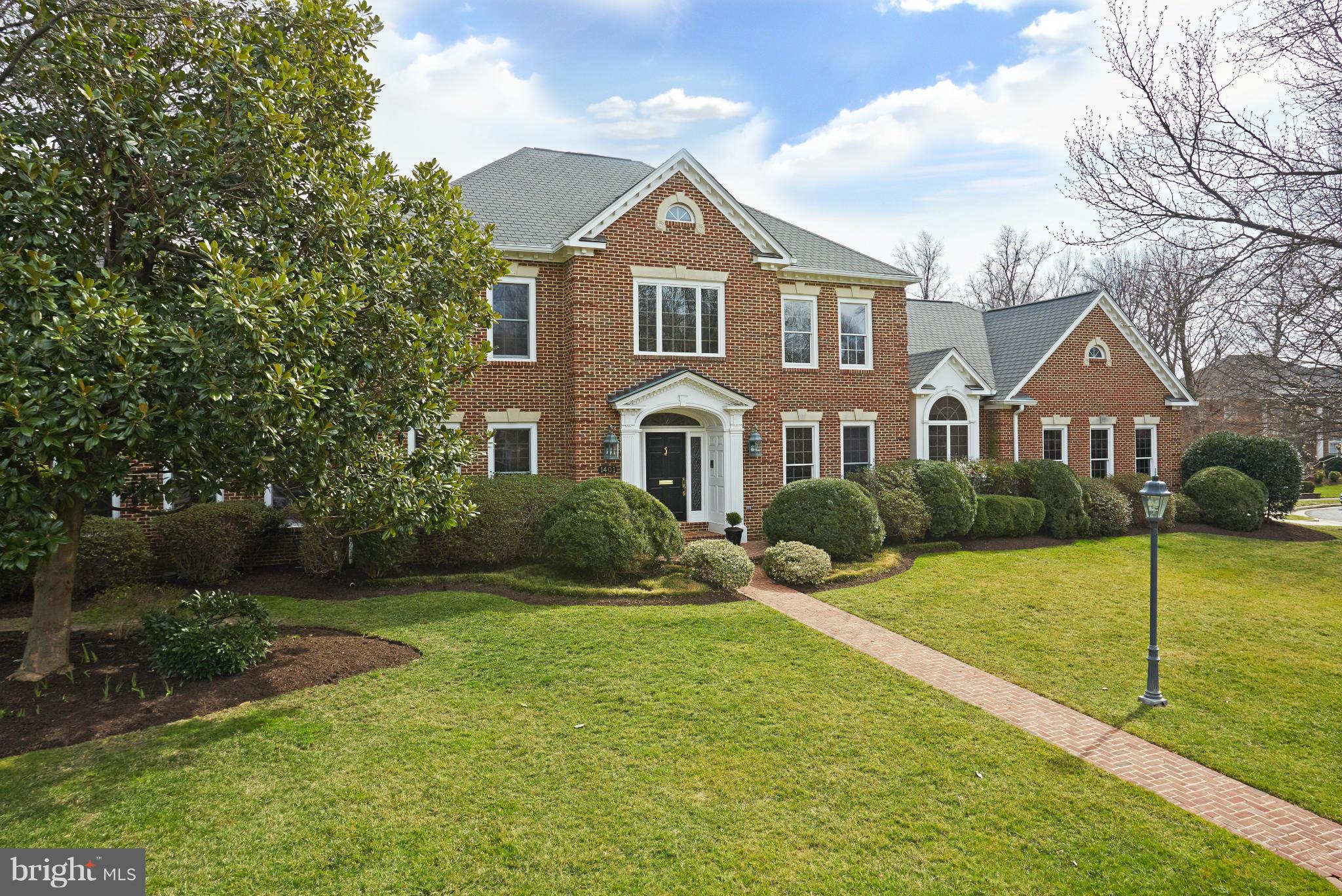 CHELSEA - Residential