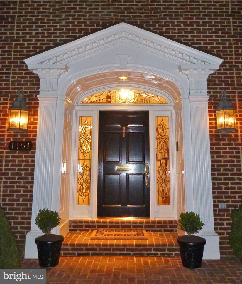 CHELSEA - Residential