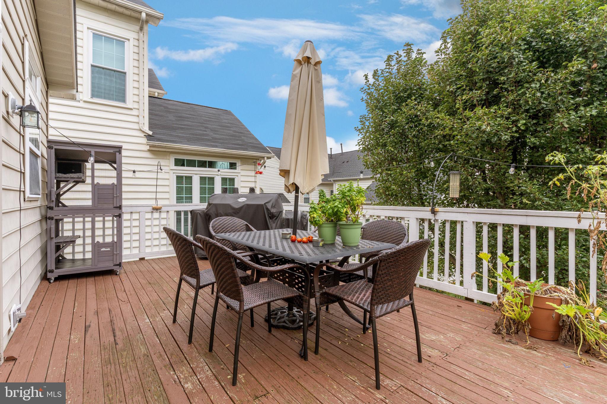 LORTON TOWN CENTER - Residential Lease