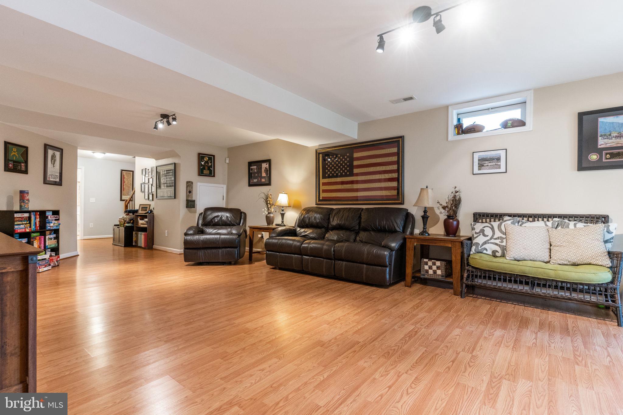 LORTON TOWN CENTER - Residential Lease