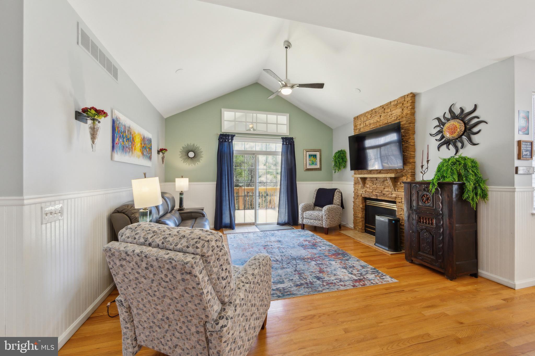 SOMERSET LAKE - Residential