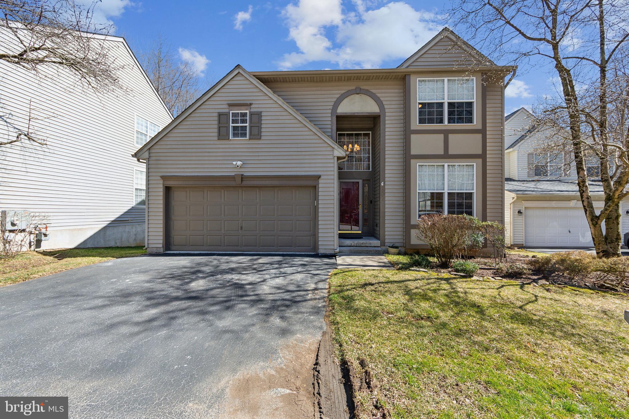 SOMERSET LAKE - Residential