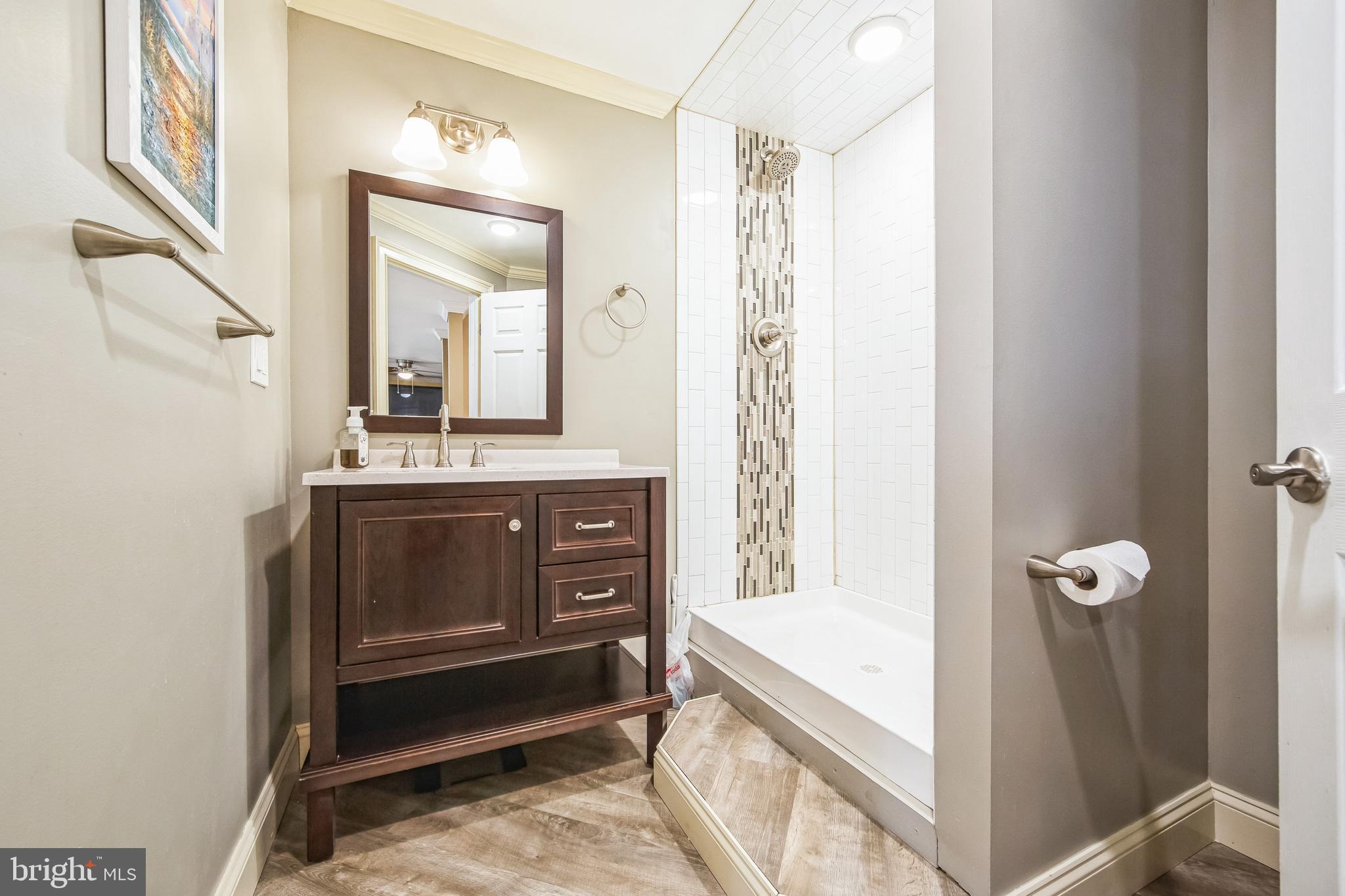 SOMERSET LAKE - Residential