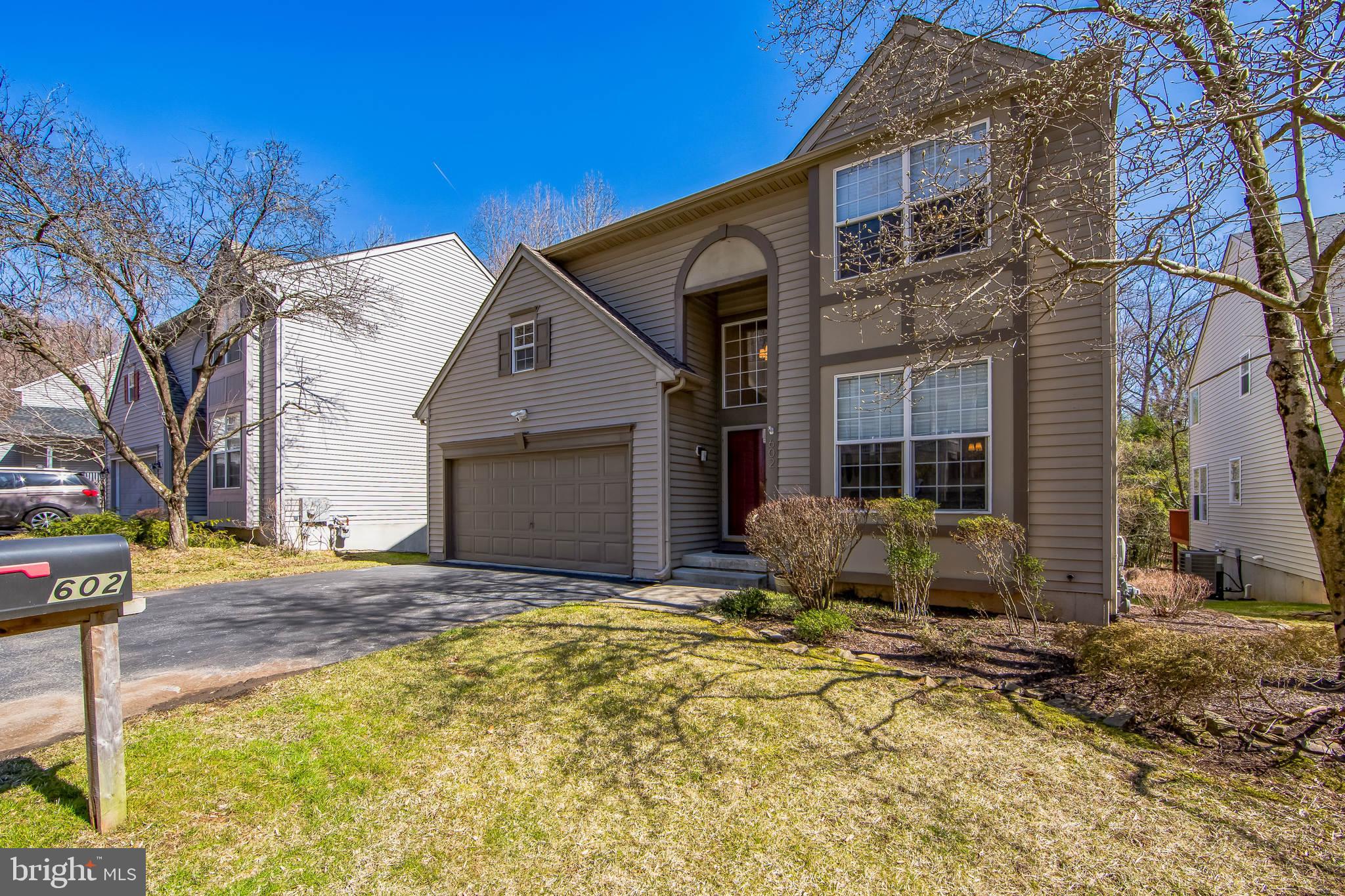 SOMERSET LAKE - Residential