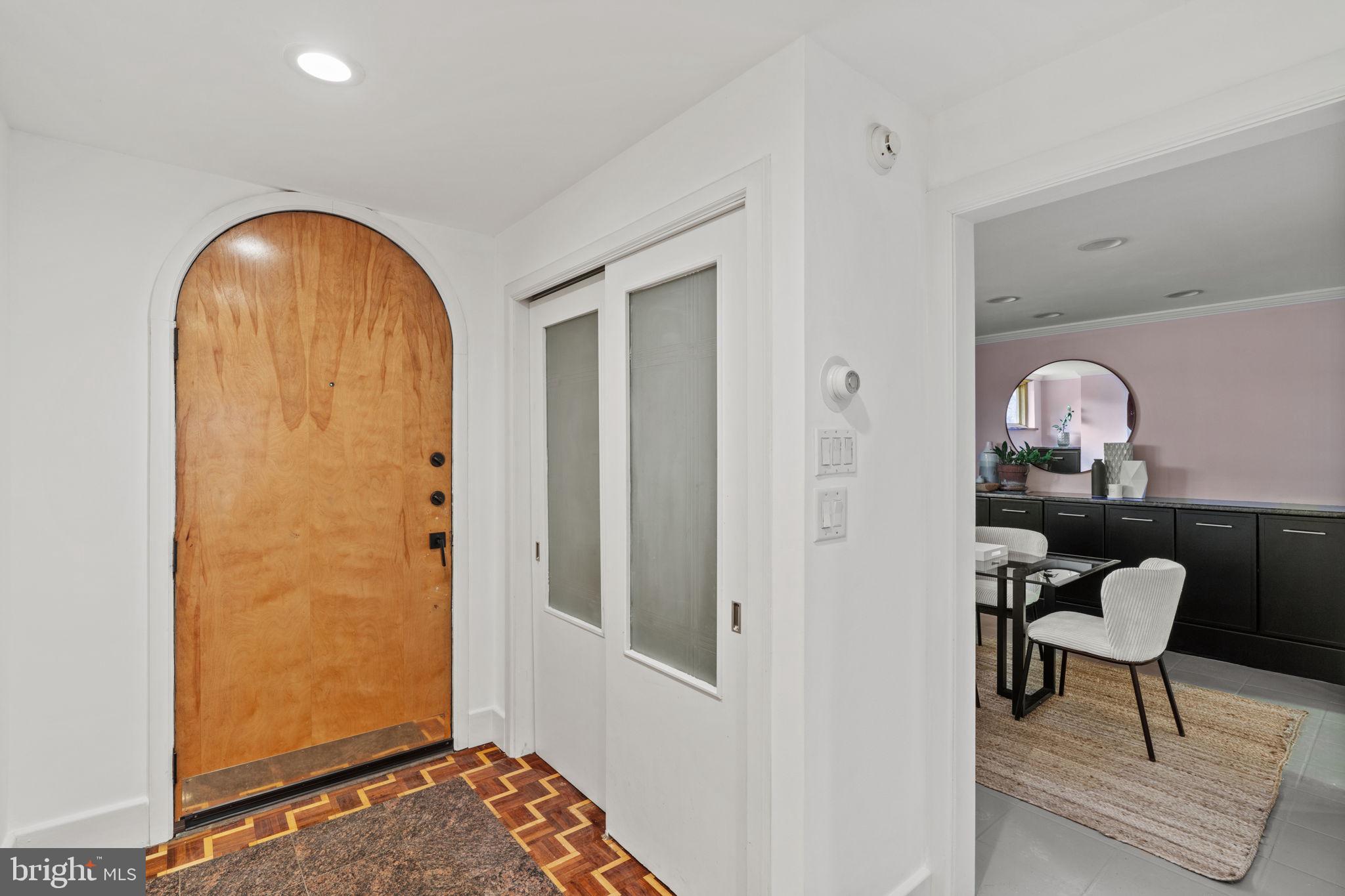 SOCIETY HILL - Residential