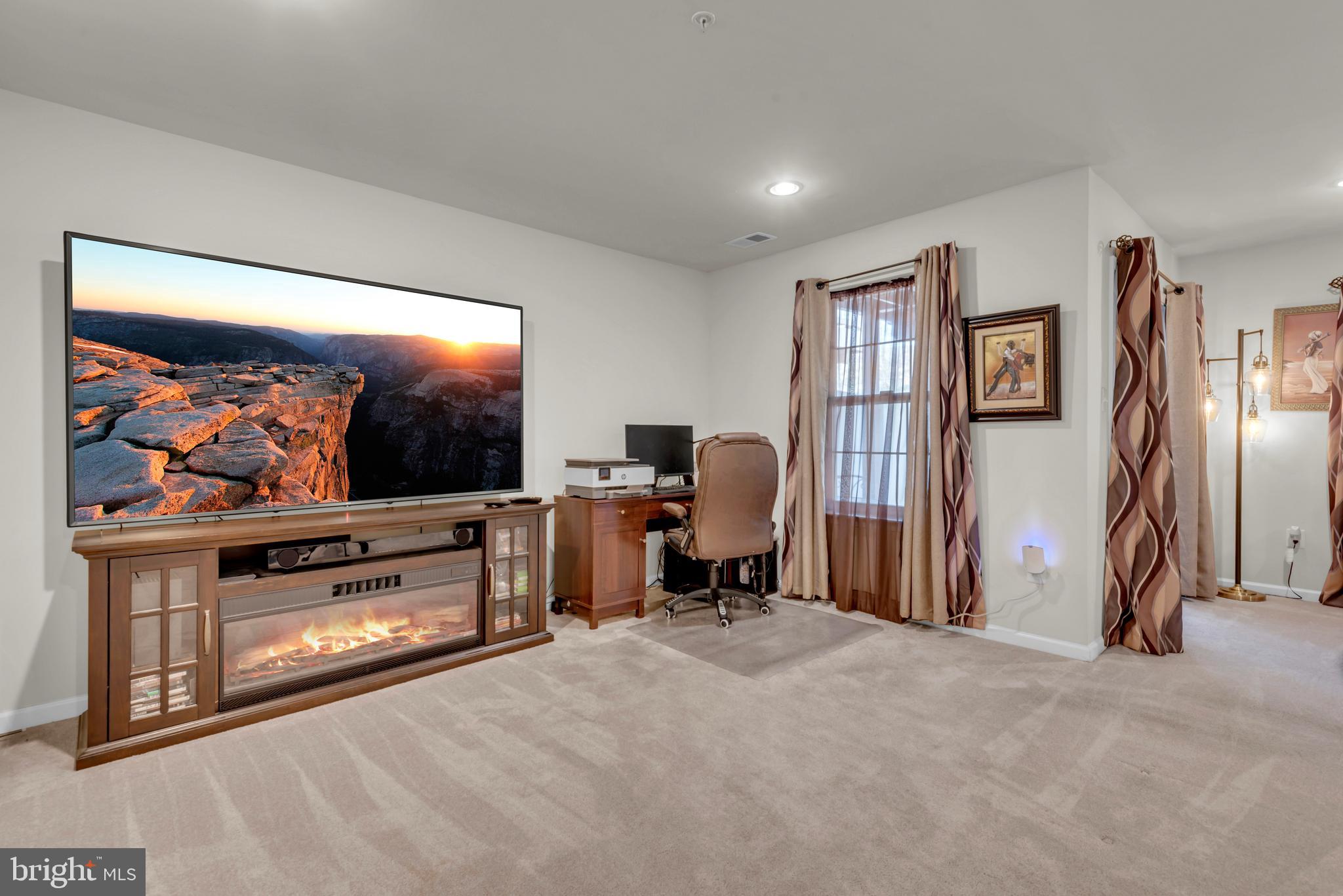 TANYARD SPRINGS - Residential