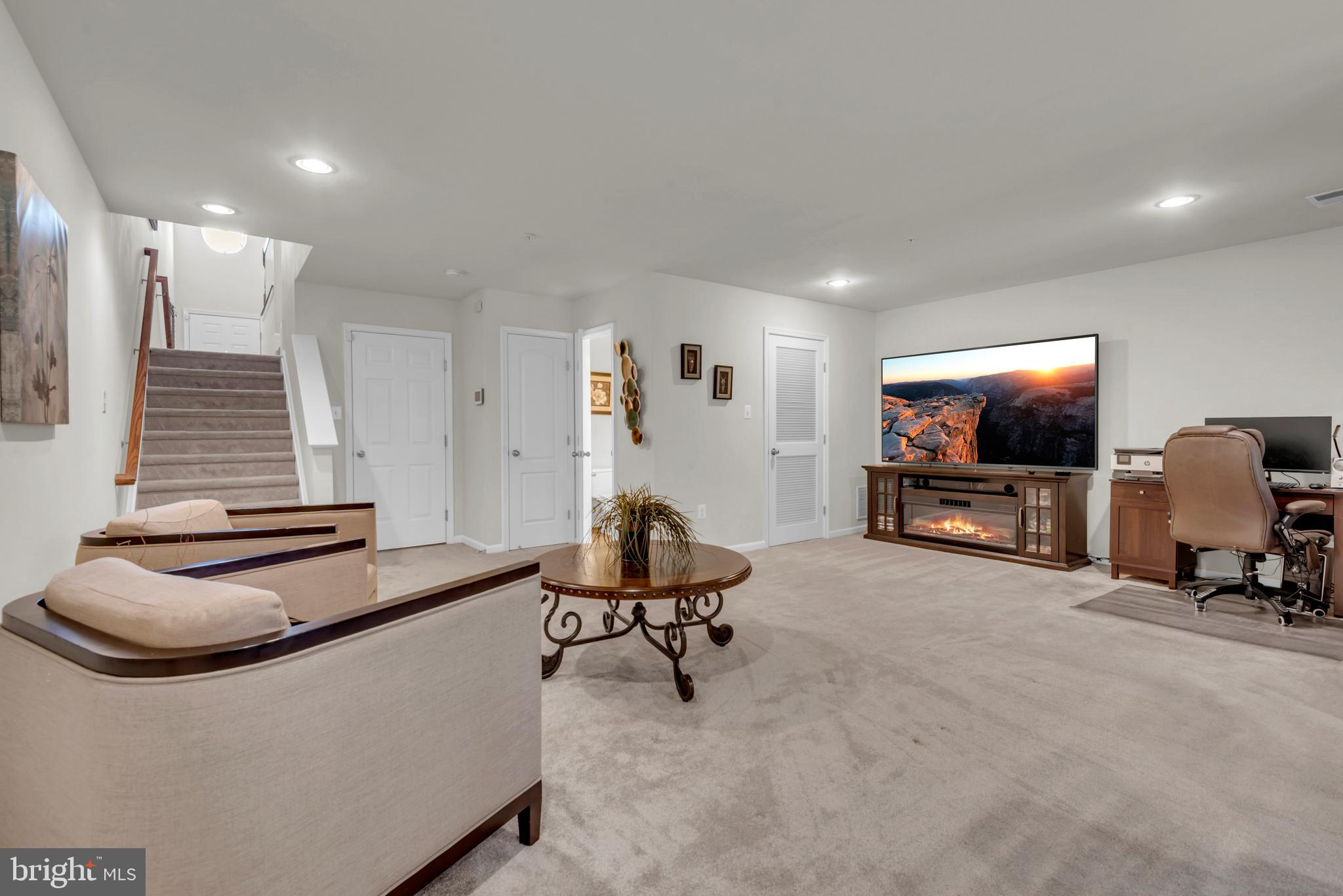 TANYARD SPRINGS - Residential