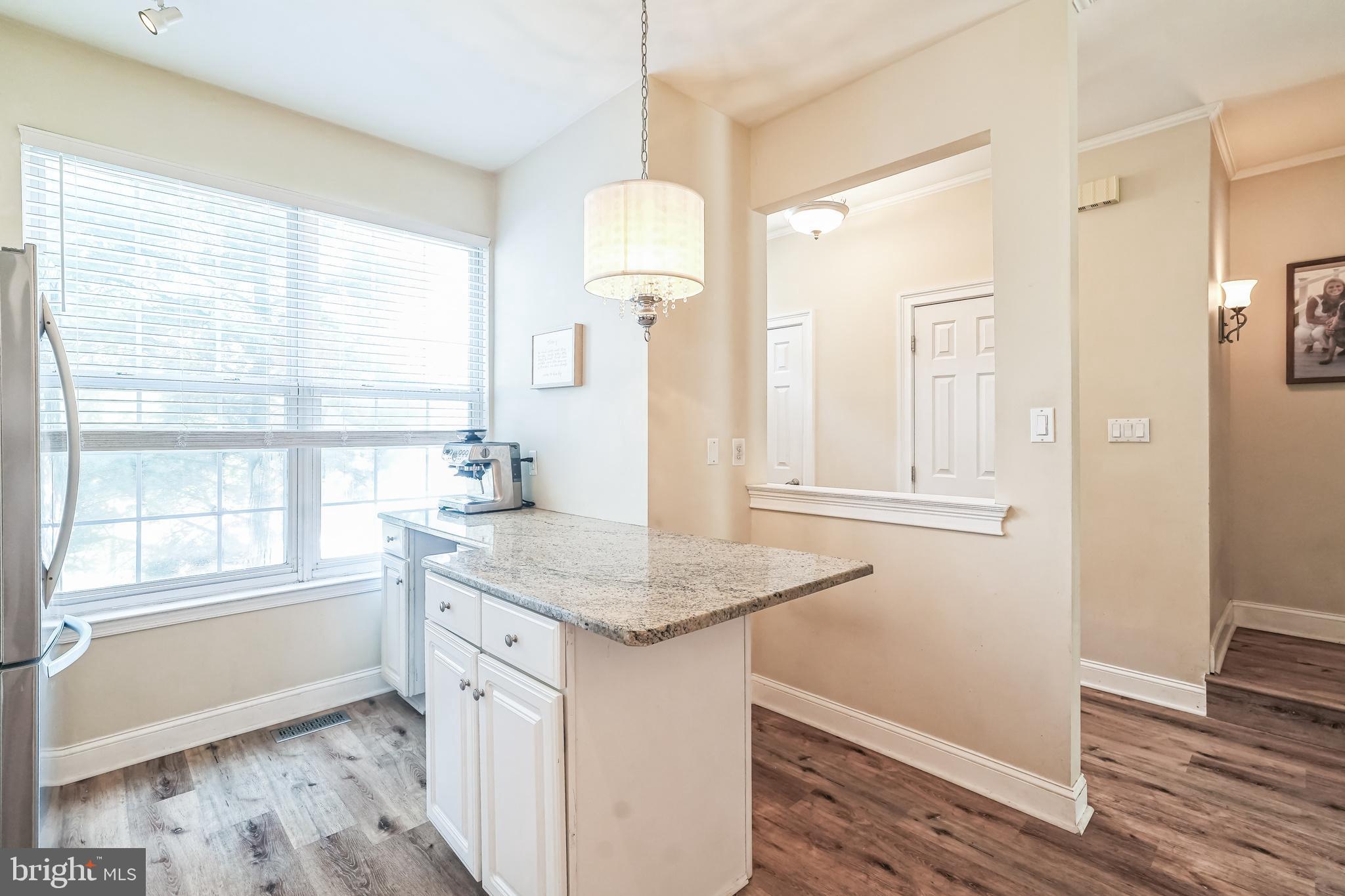 525 BULLOCK STREET 9