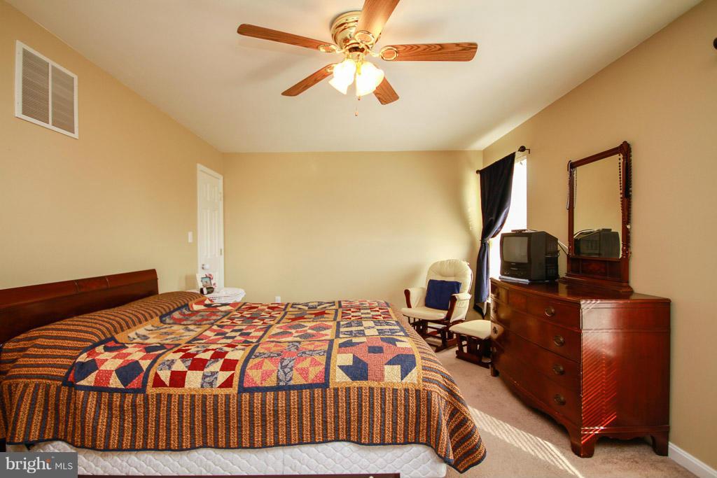 BLUE RIDGE MANOR - Residential