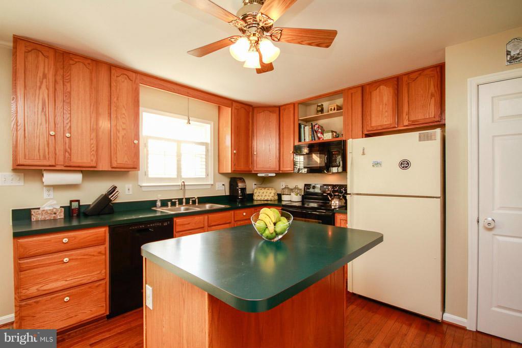 BLUE RIDGE MANOR - Residential