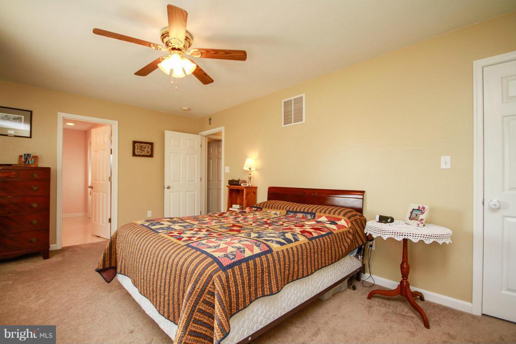 BLUE RIDGE MANOR - Residential