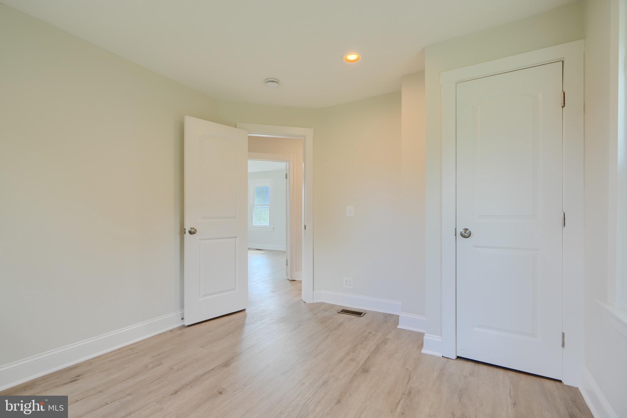 KENILWORTH PARK - Residential Lease