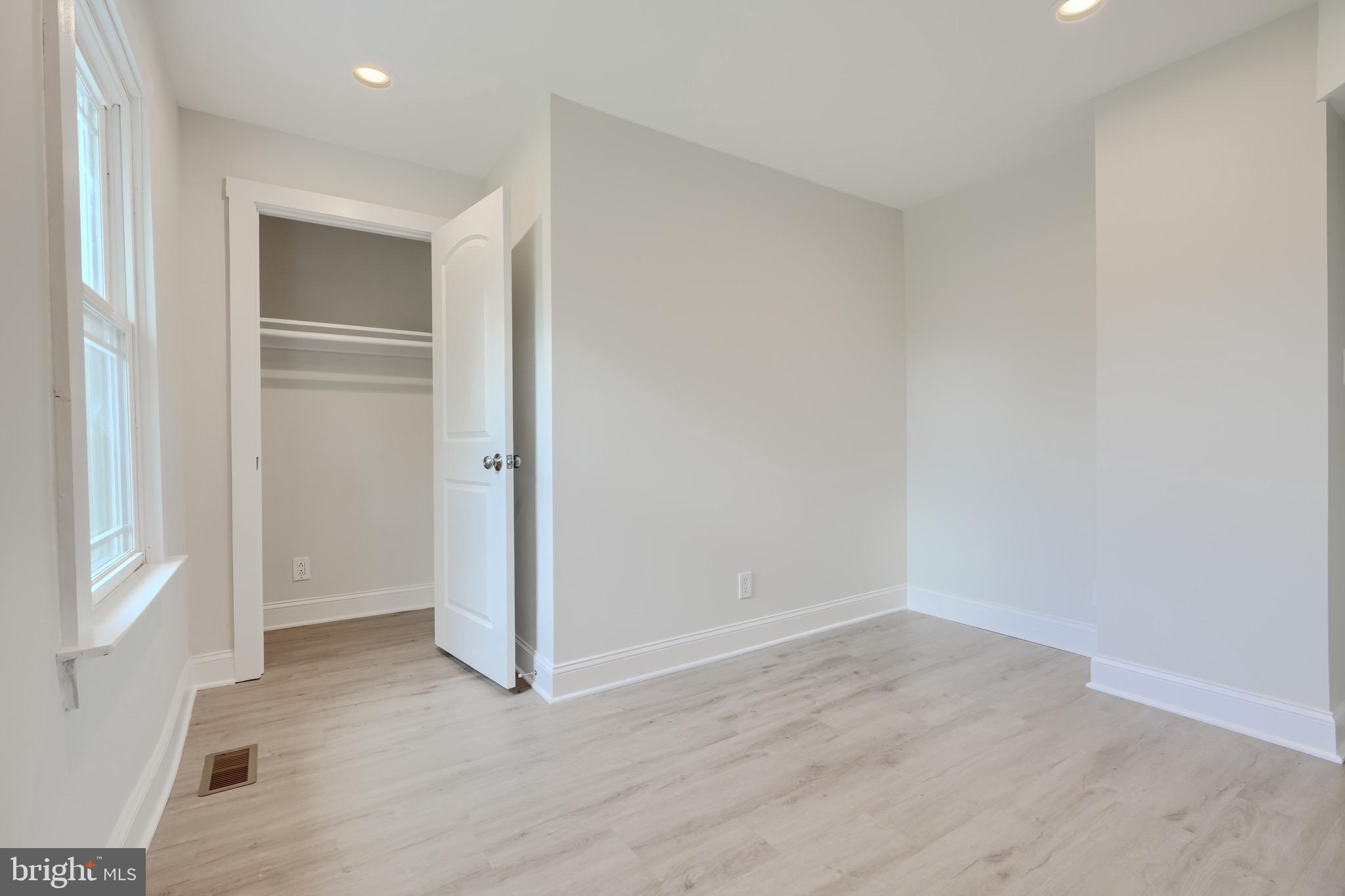 KENILWORTH PARK - Residential Lease