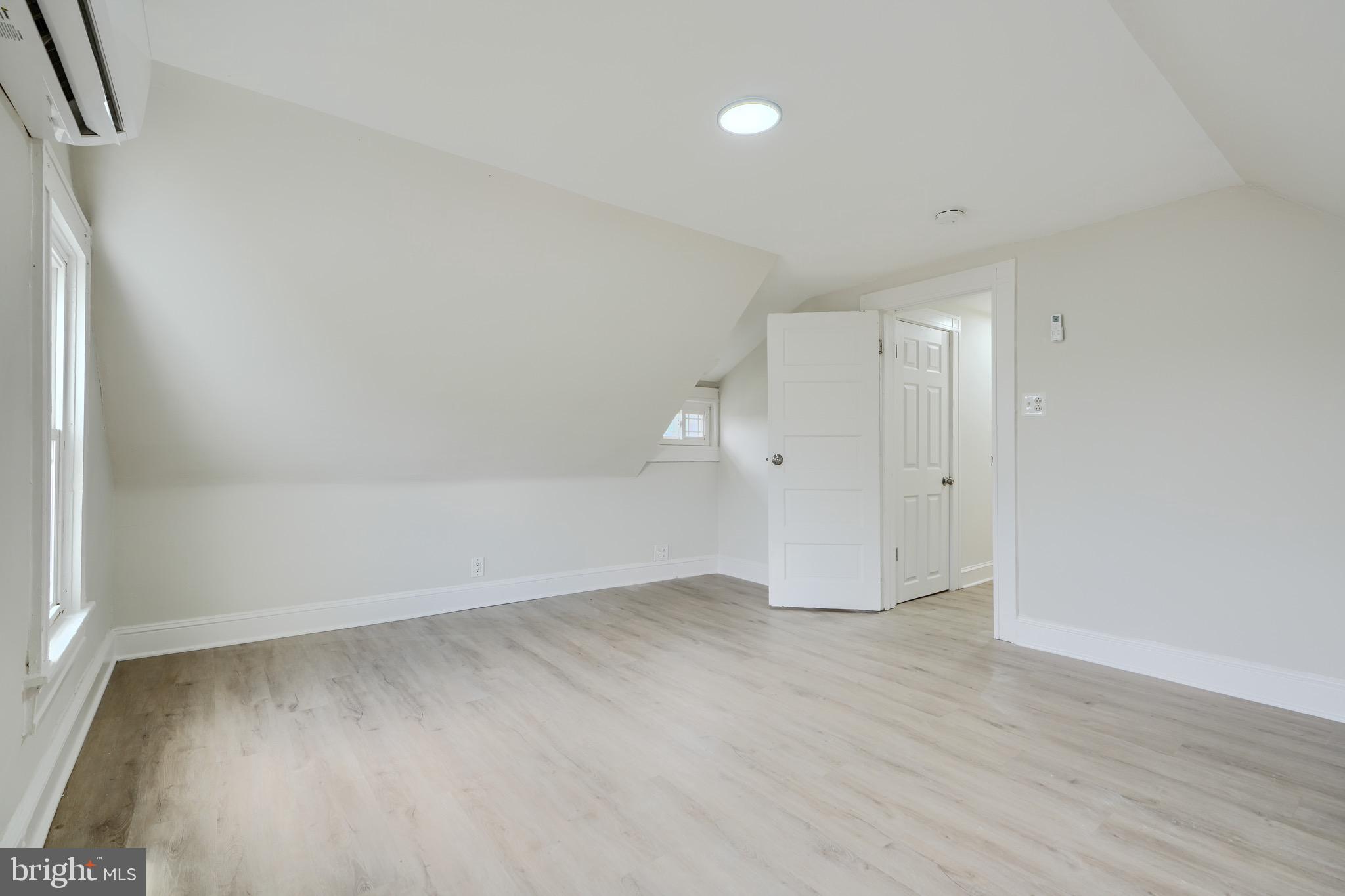 KENILWORTH PARK - Residential Lease