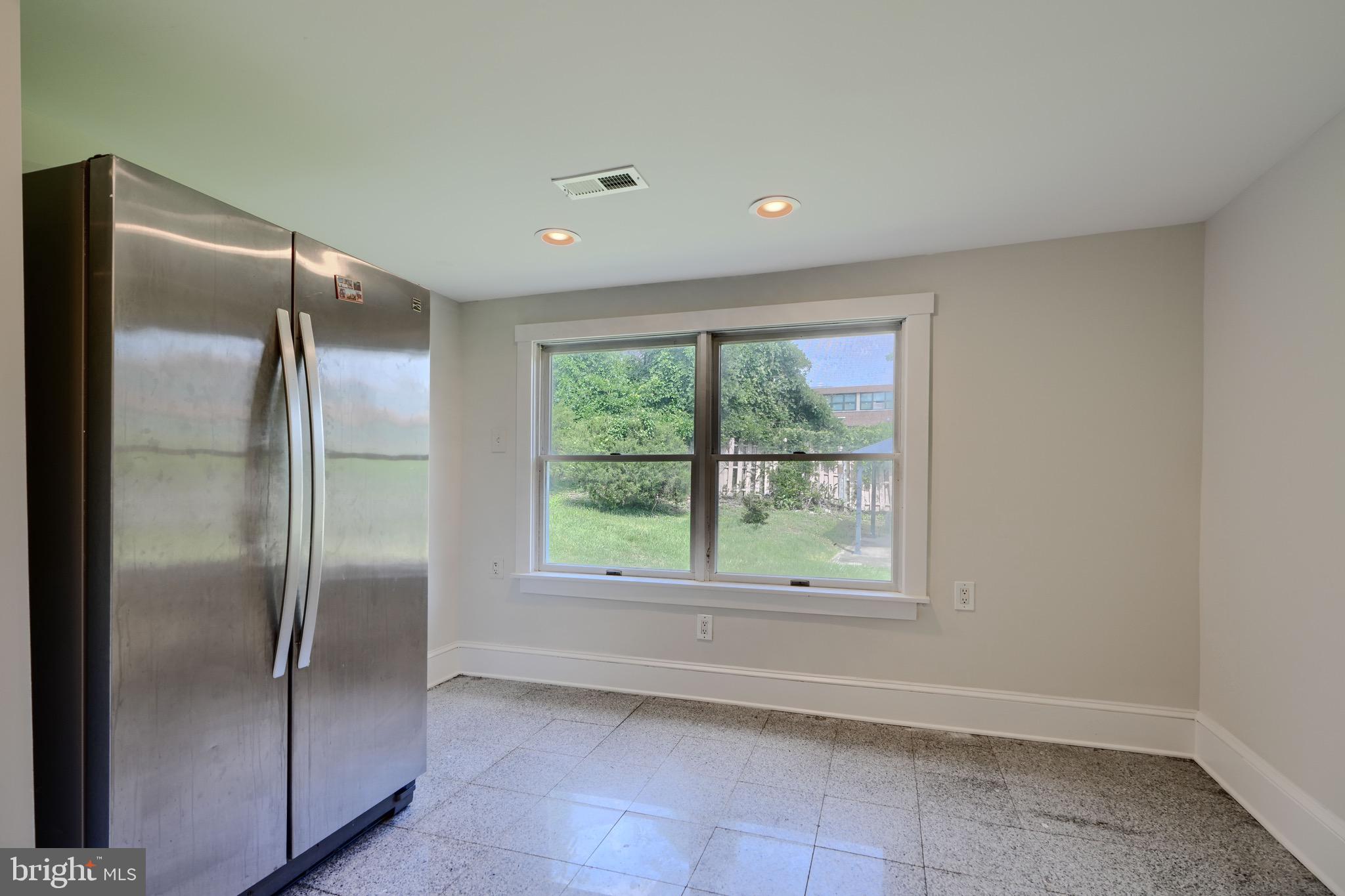 KENILWORTH PARK - Residential Lease