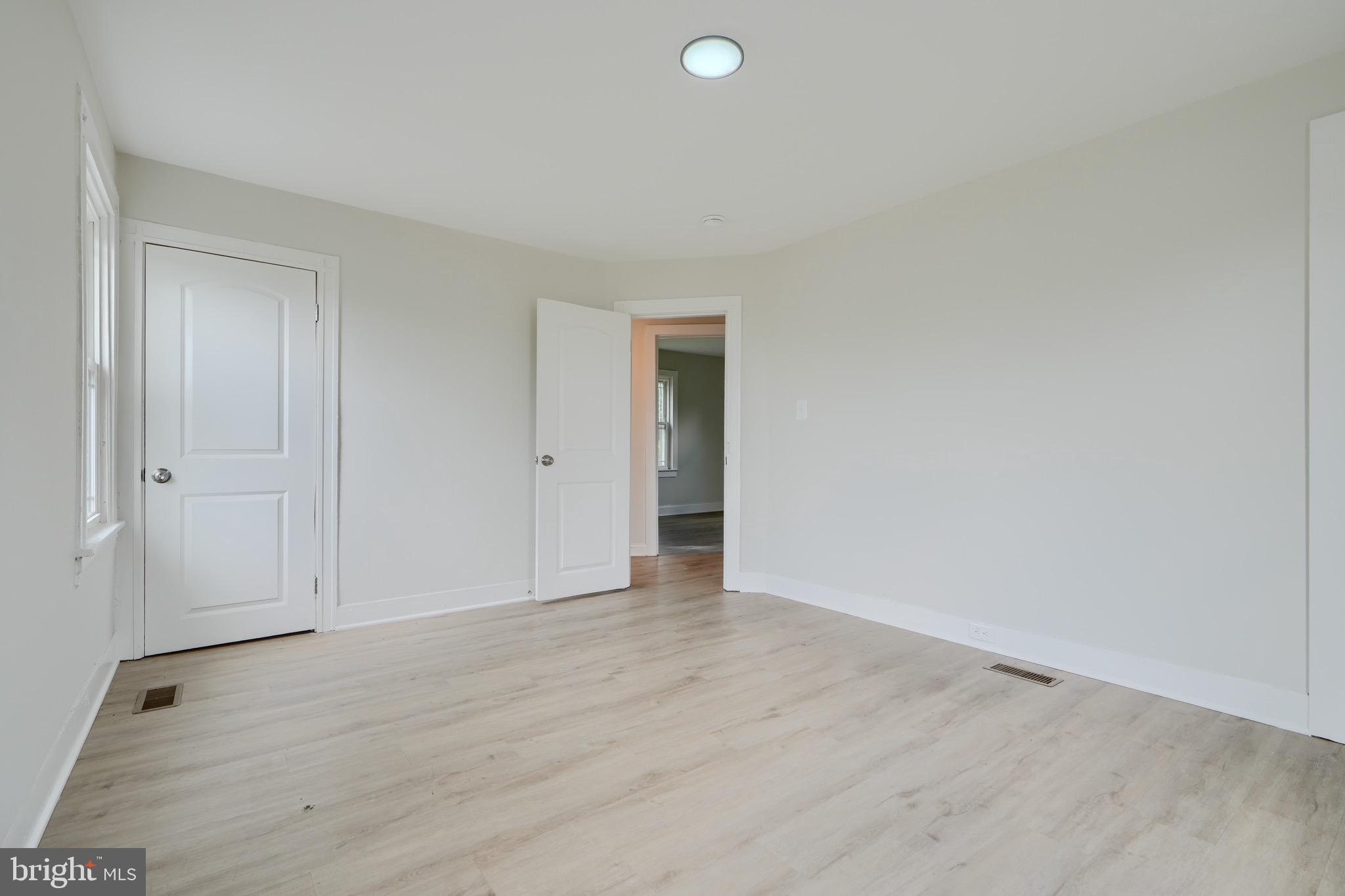 KENILWORTH PARK - Residential Lease