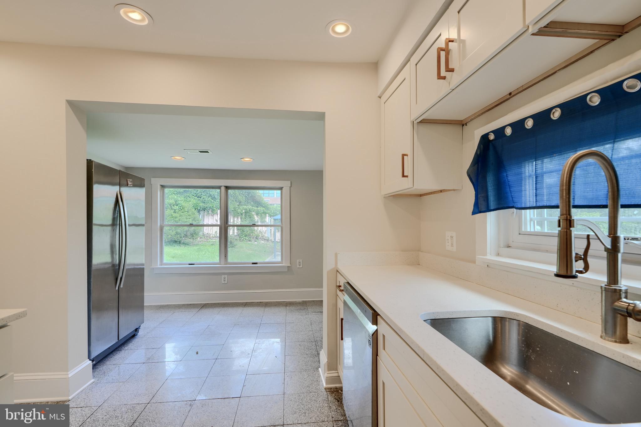 KENILWORTH PARK - Residential Lease