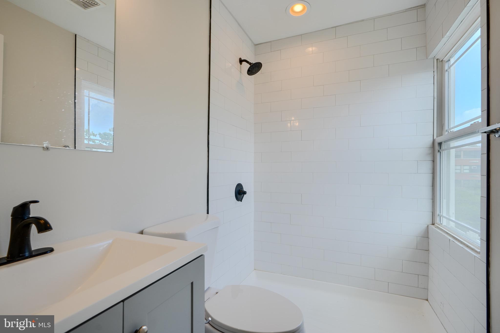 KENILWORTH PARK - Residential Lease