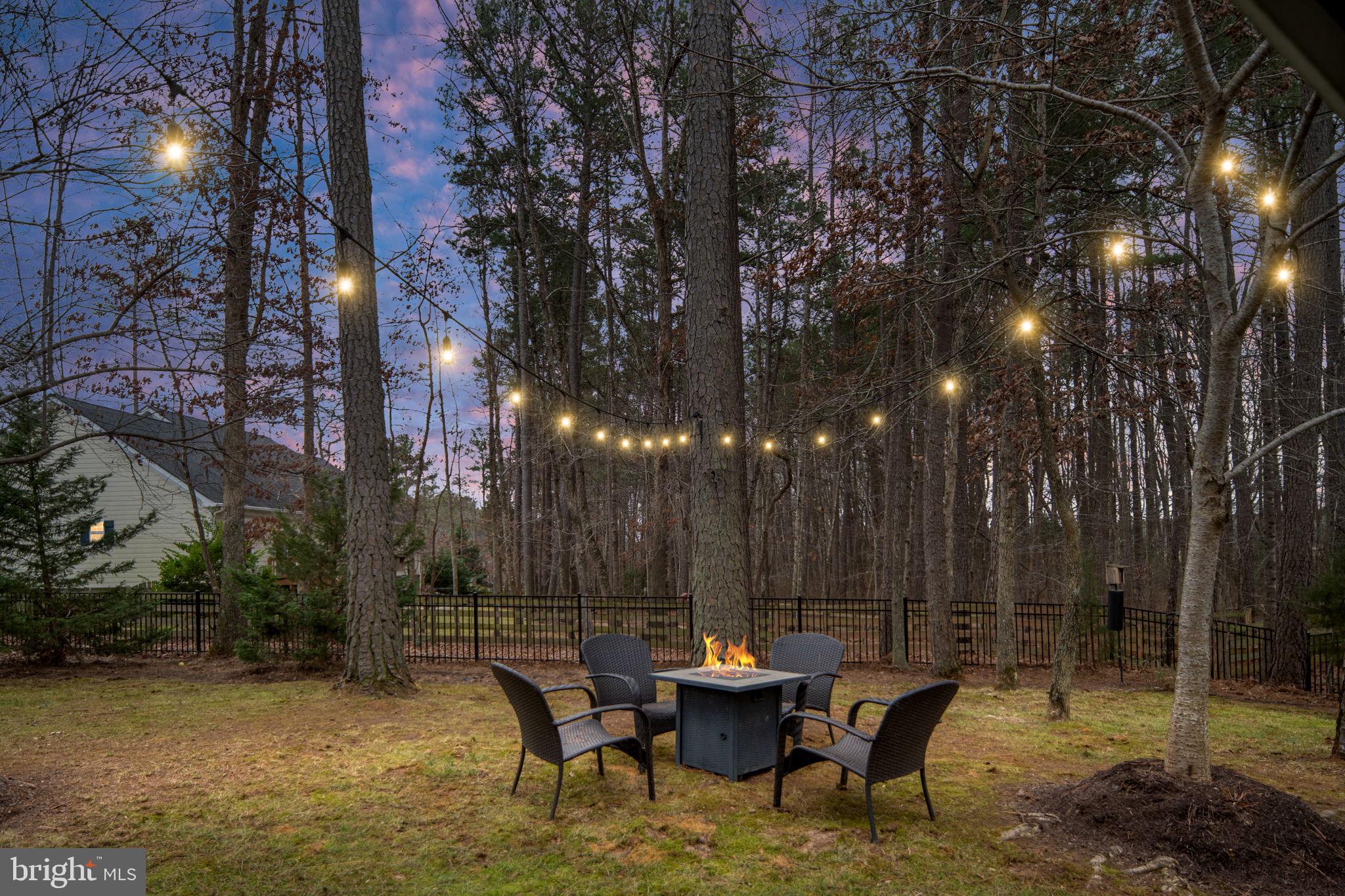 11620 PINE HOLLOW LANE