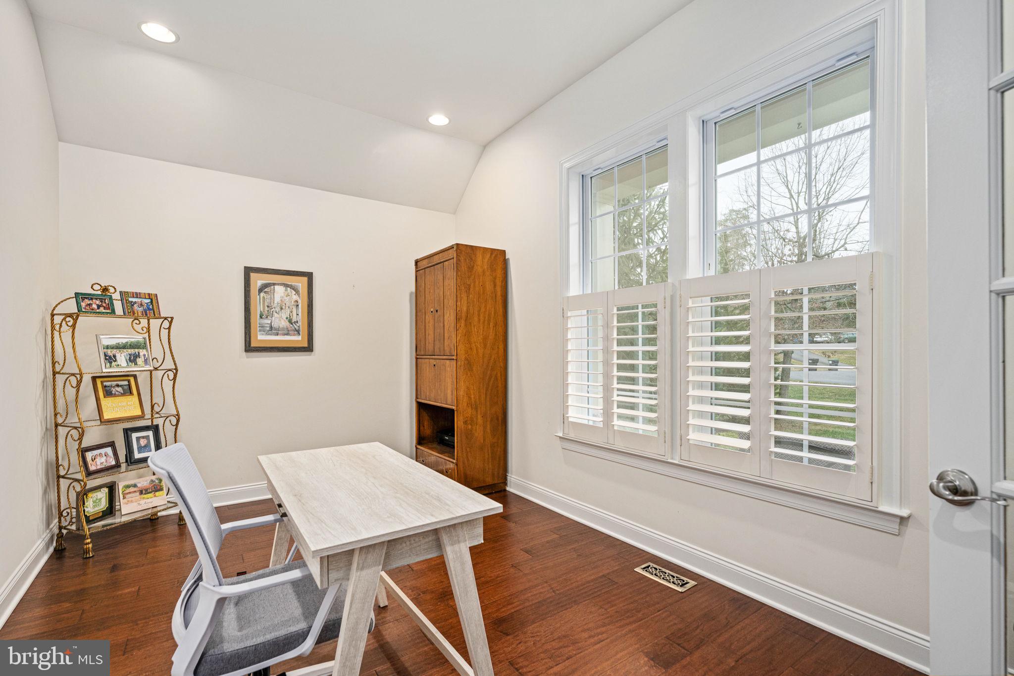 FAWN LAKE - Residential