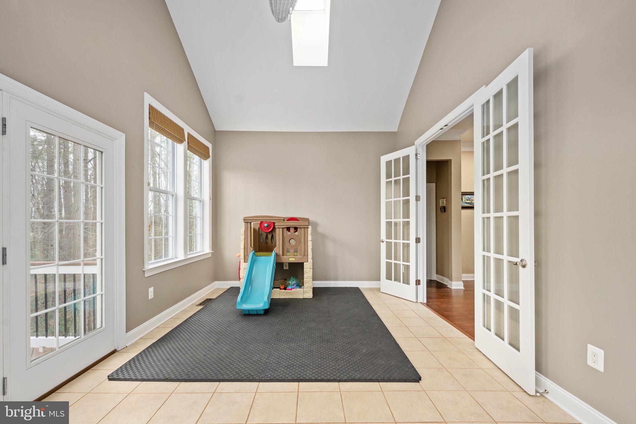 FAWN LAKE - Residential