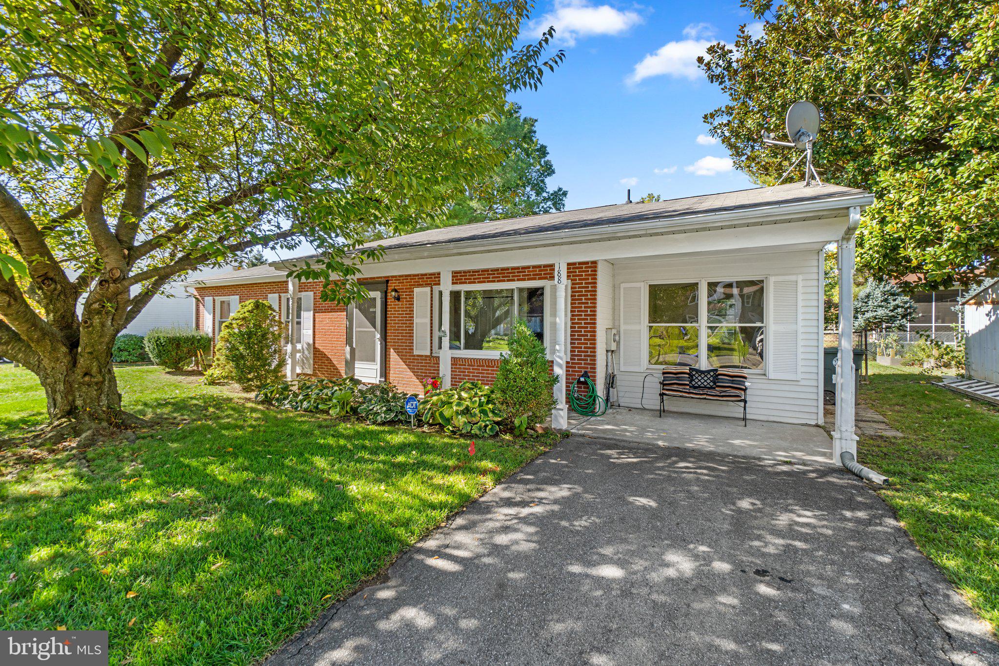 WILLOWCREST - Residential