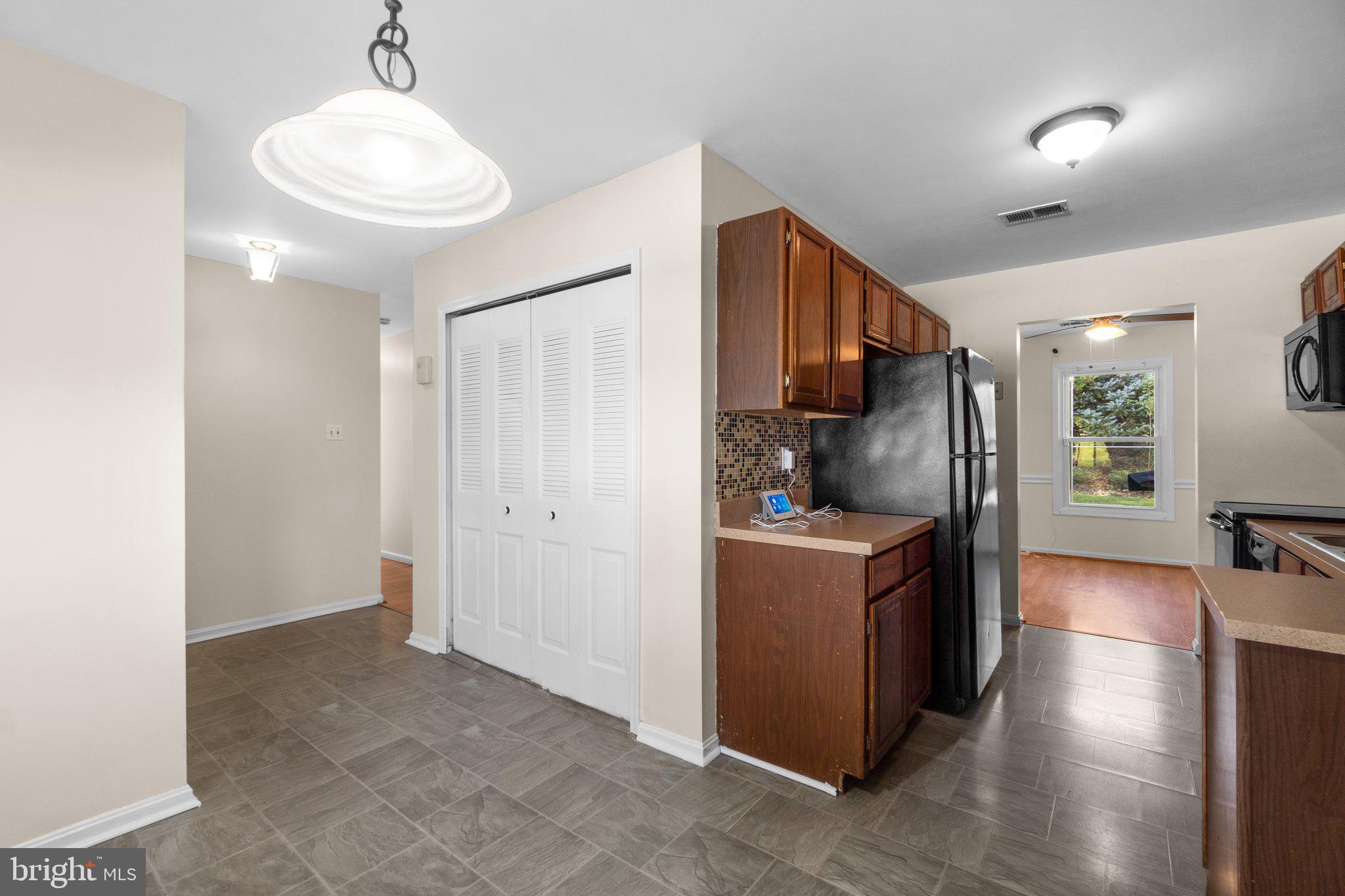 WILLOWCREST - Residential