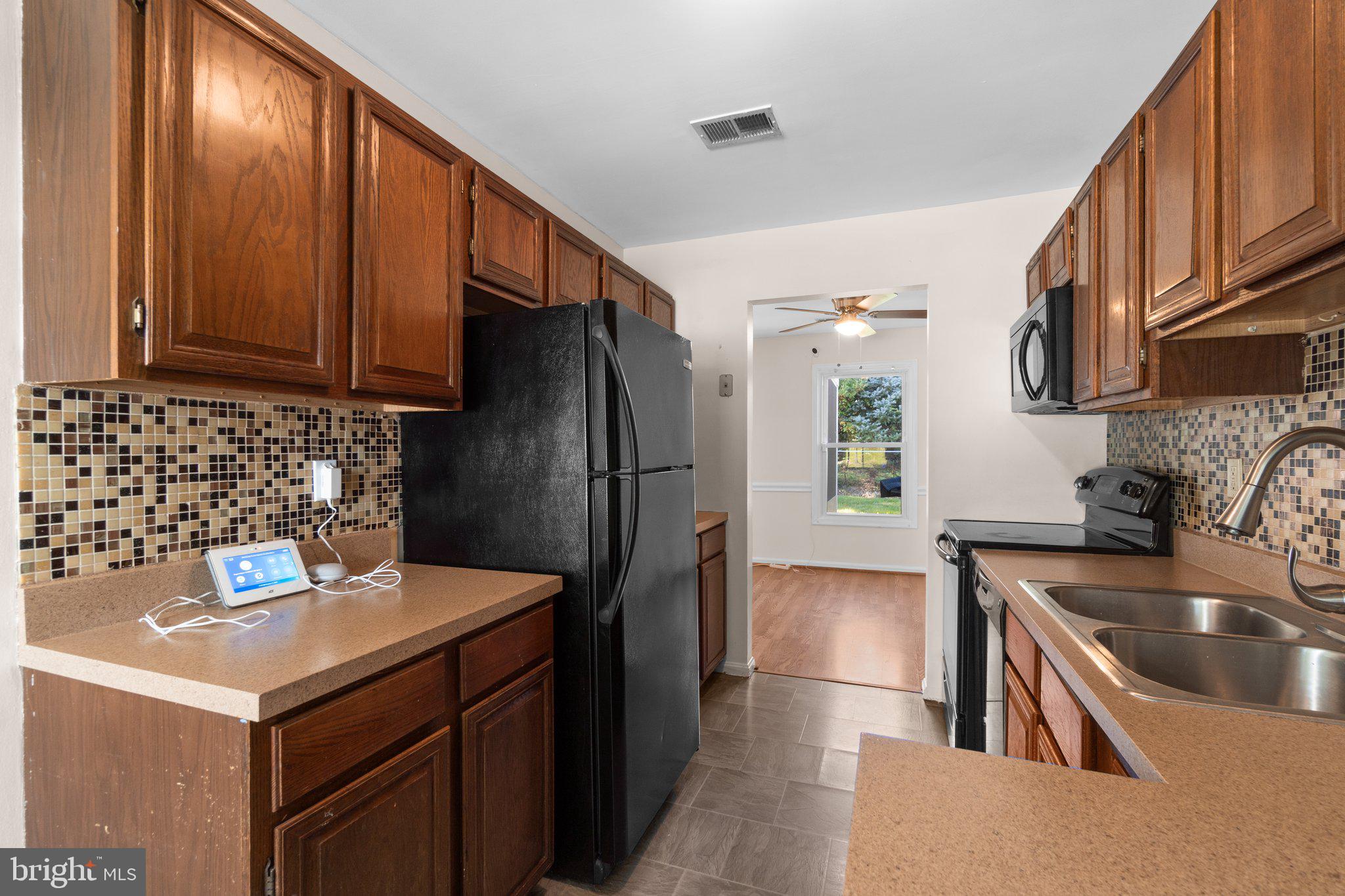 WILLOWCREST - Residential