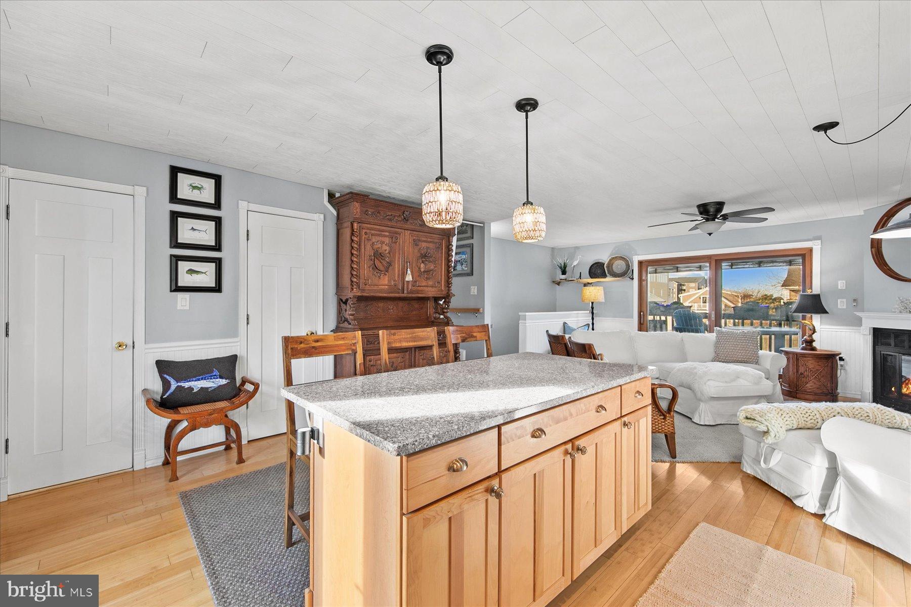 MALLARD ISLAND - Residential