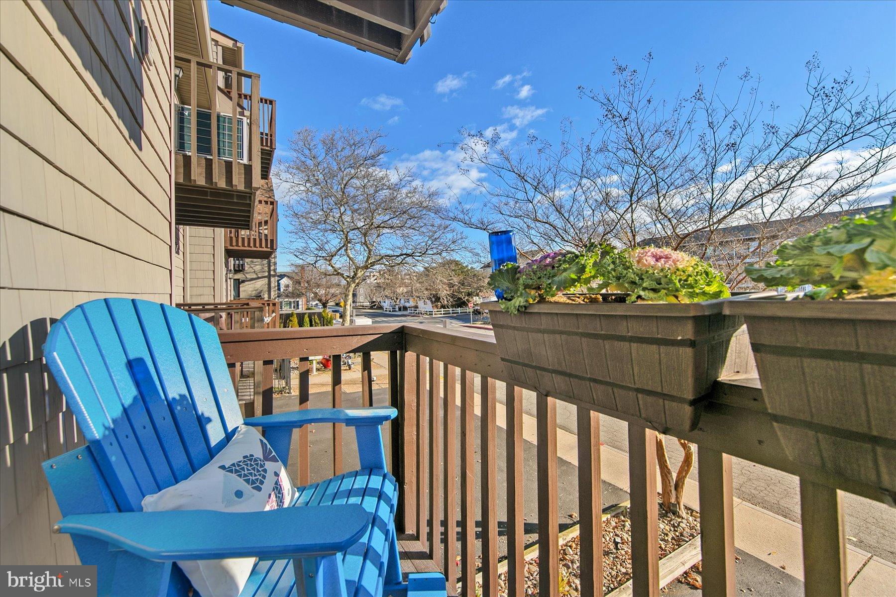 MALLARD ISLAND - Residential