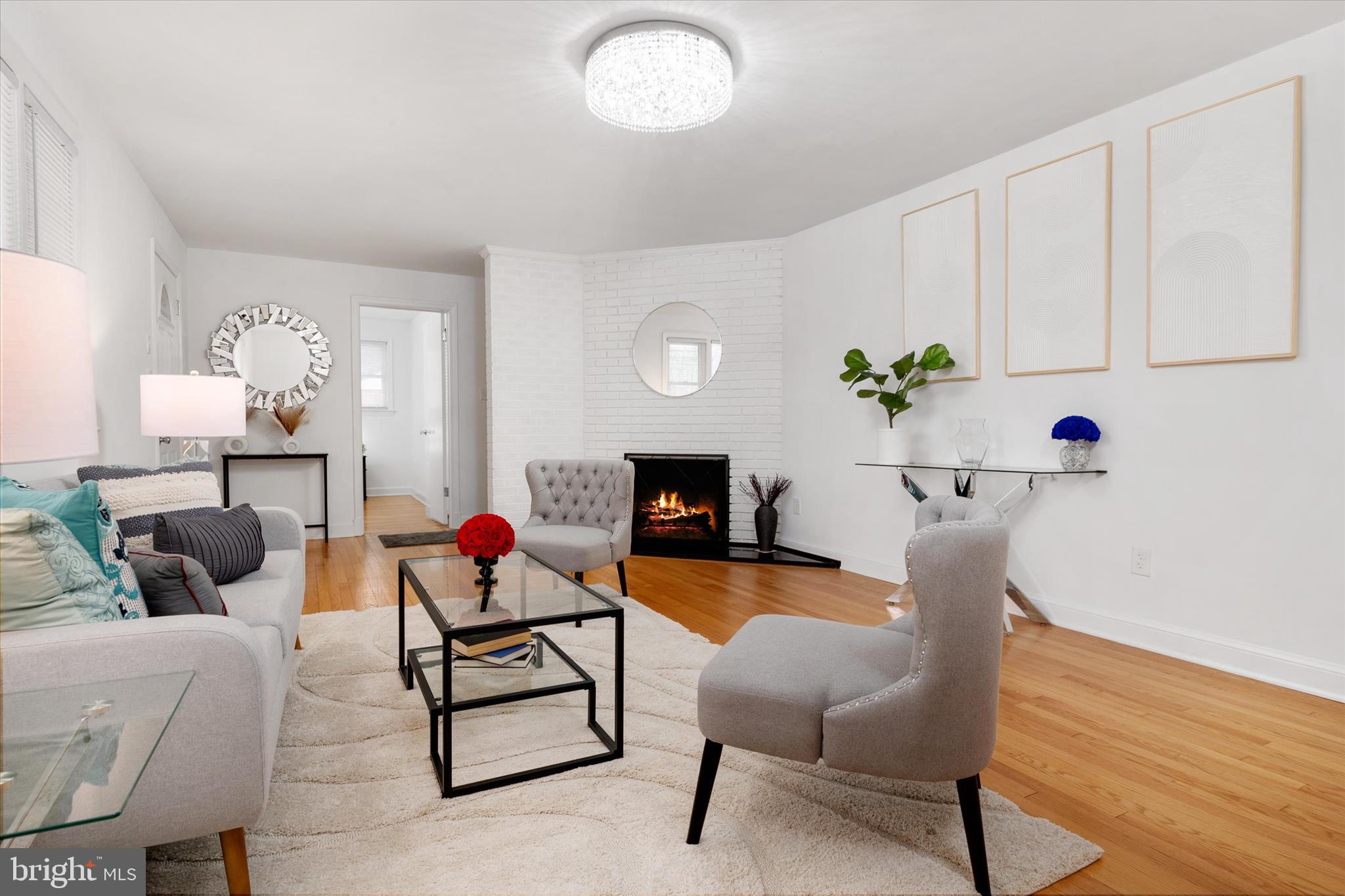 BURNT MILLS MANOR - Residential