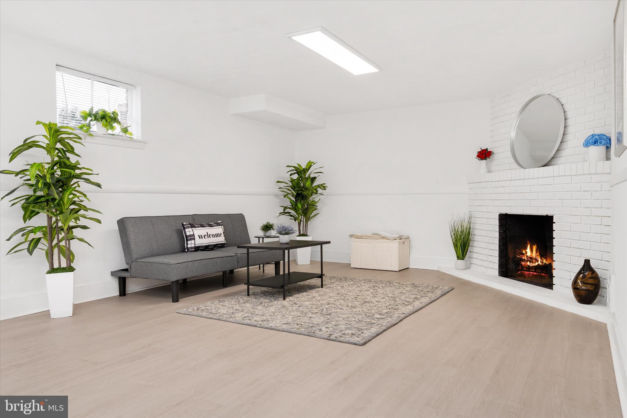 BURNT MILLS MANOR - Residential