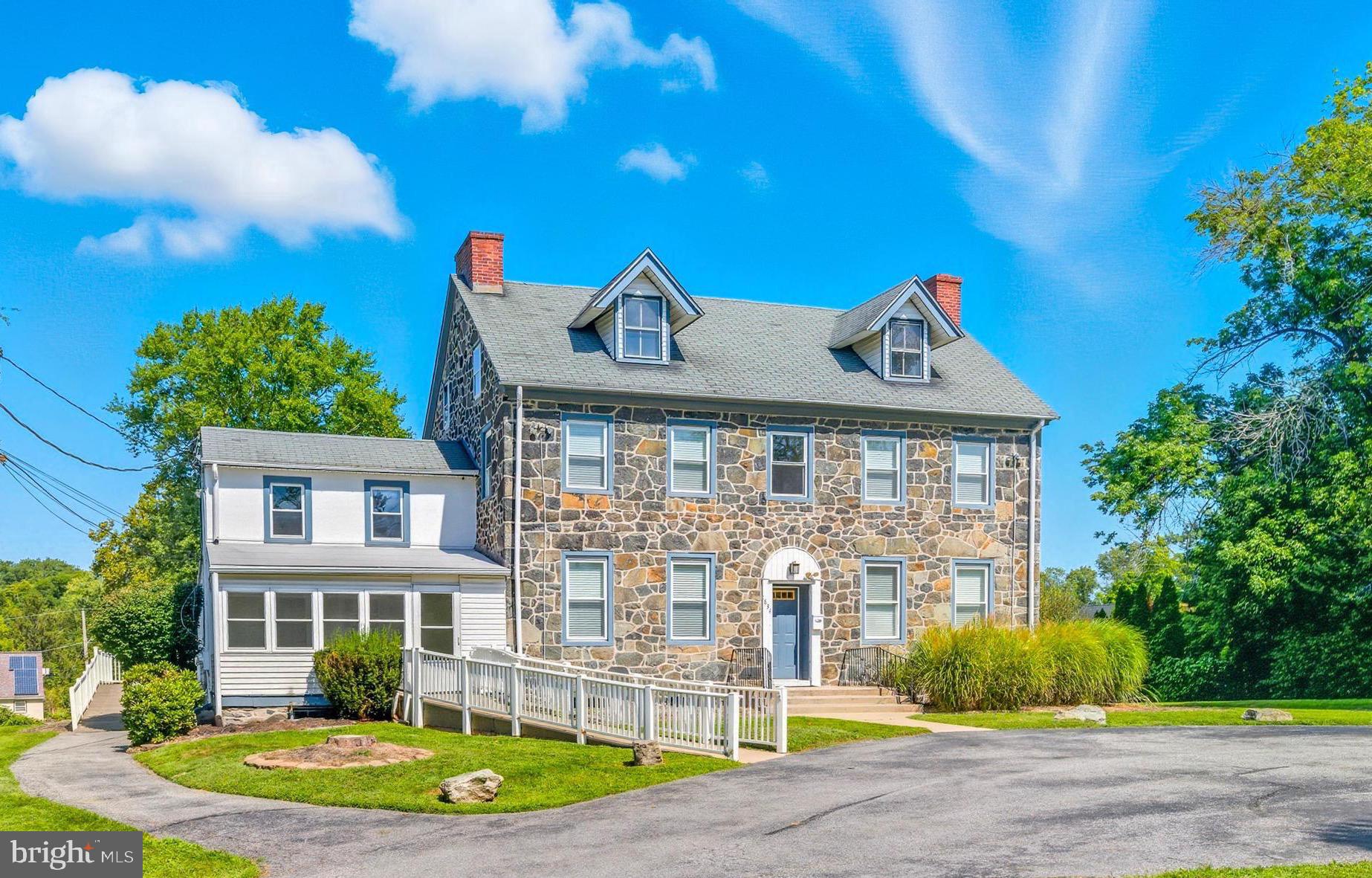 NAMAANS CREEK - Residential