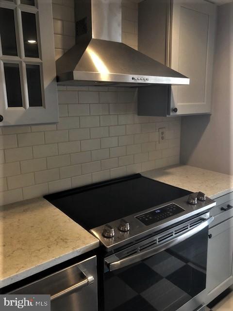 1600 PRINCE STREET - Residential Lease