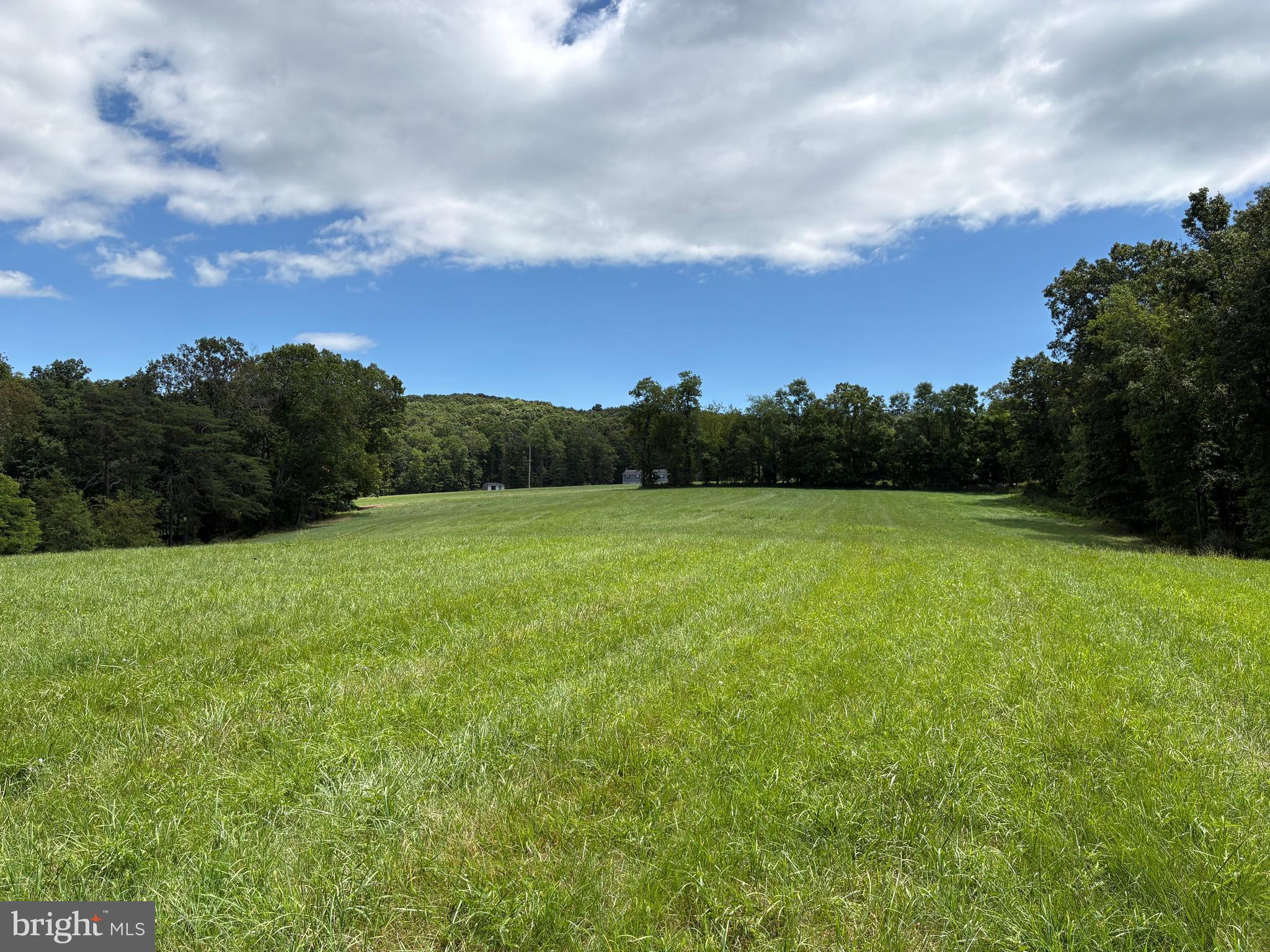 20.96 ACRES WILSON'S LANE