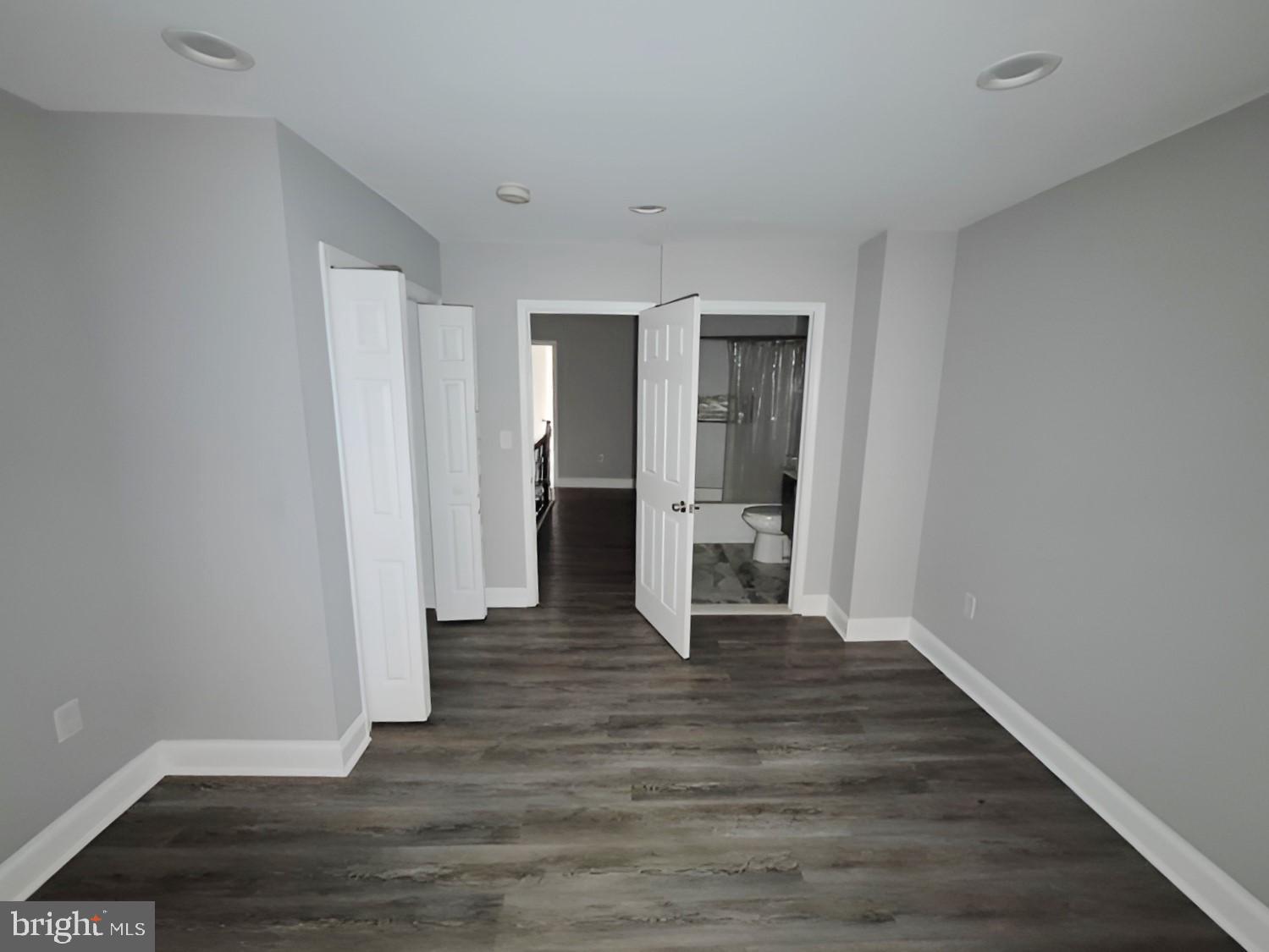 BARCLAY - Residential