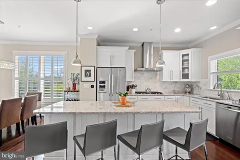 1108 S Edgewood Street, Arlington, VA MLS: VAAR2056528