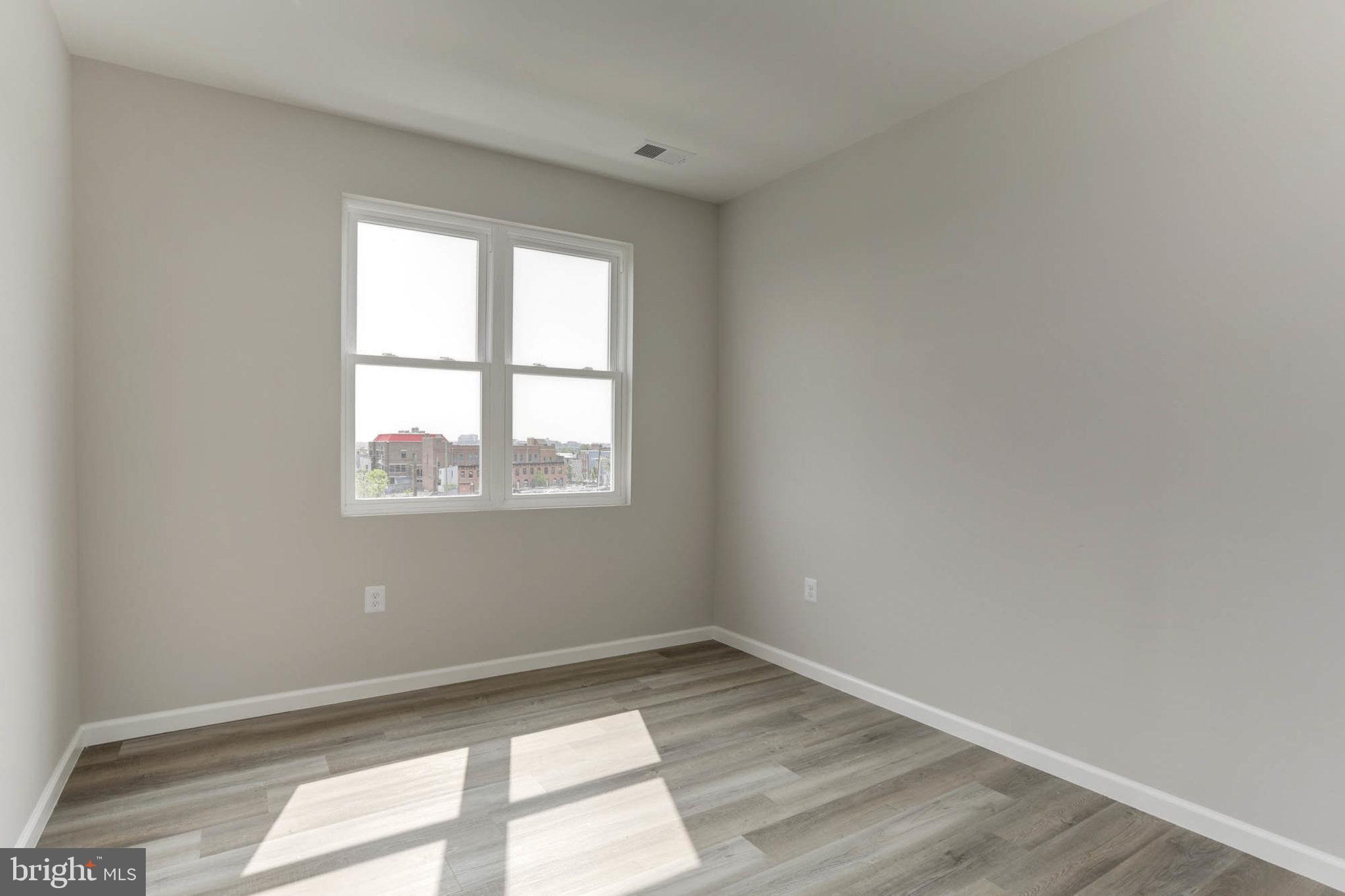 JOHNS HOPKINS - Residential Lease