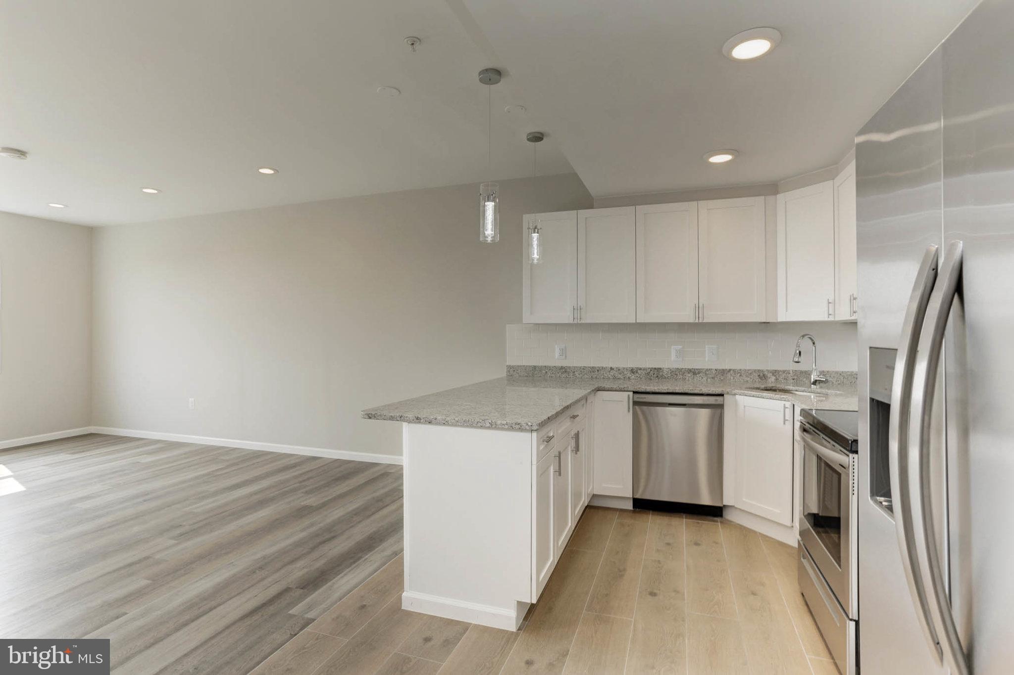 JOHNS HOPKINS - Residential Lease