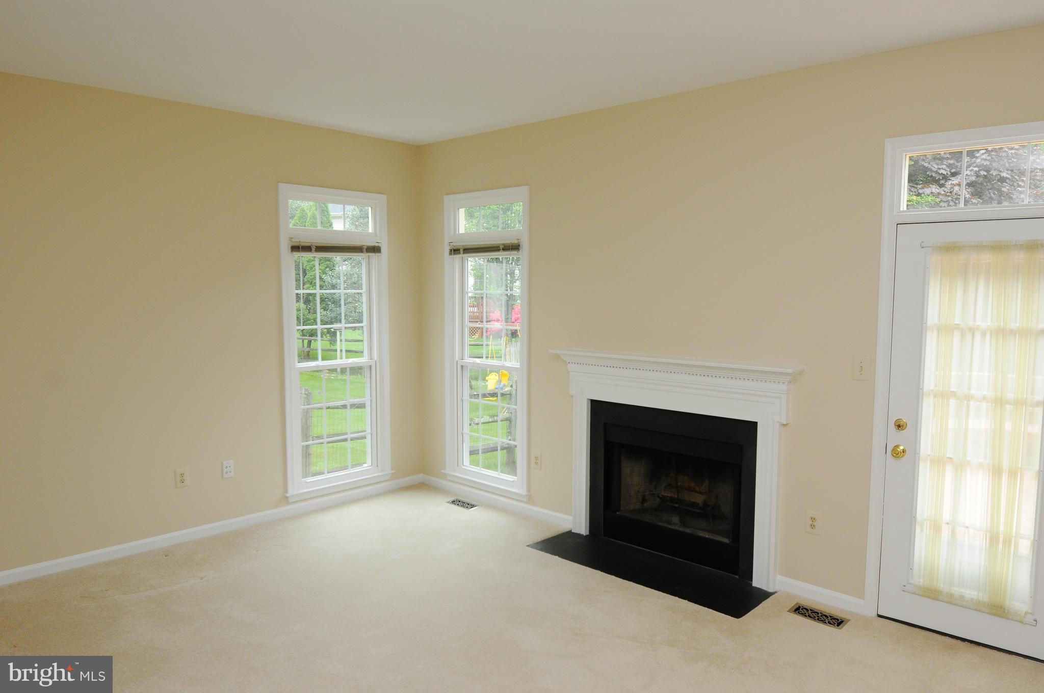 POTOMAC LAKES - Residential