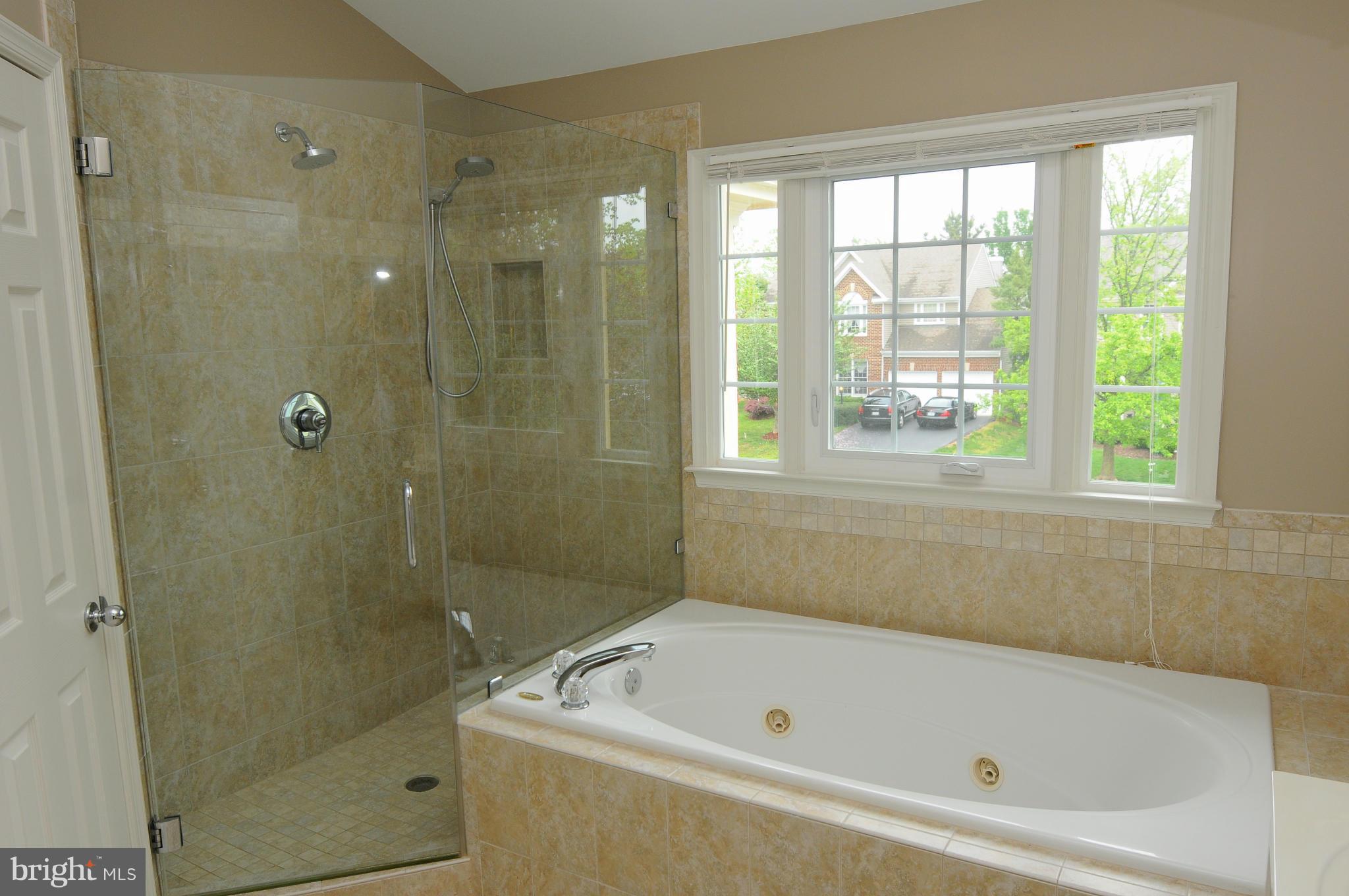 POTOMAC LAKES - Residential