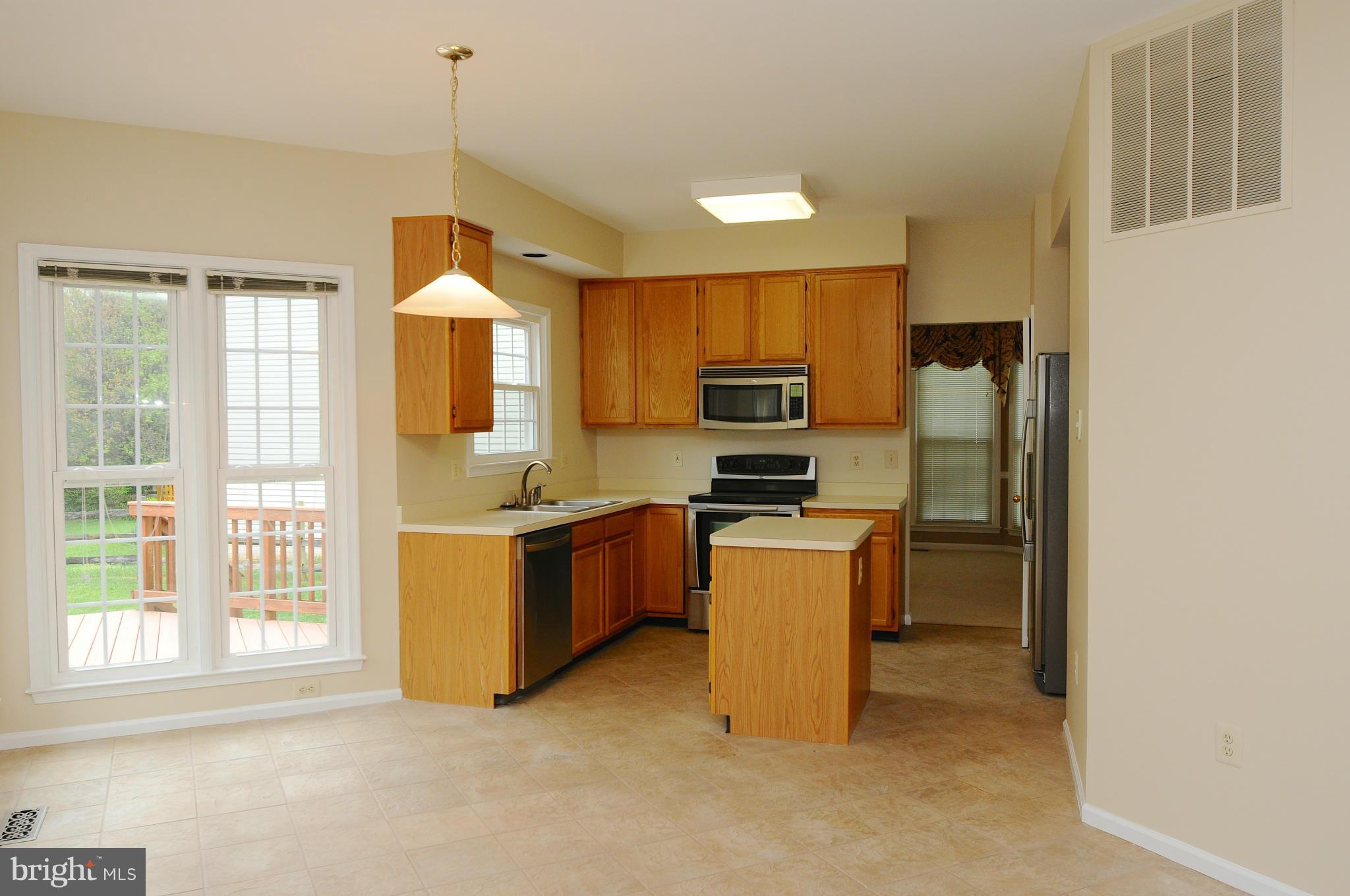 POTOMAC LAKES - Residential