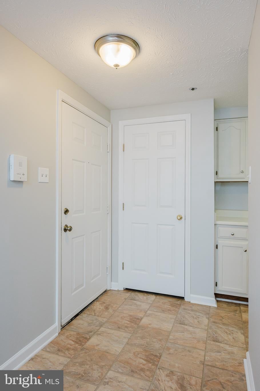 1006 MARKHAM COURT D 15
