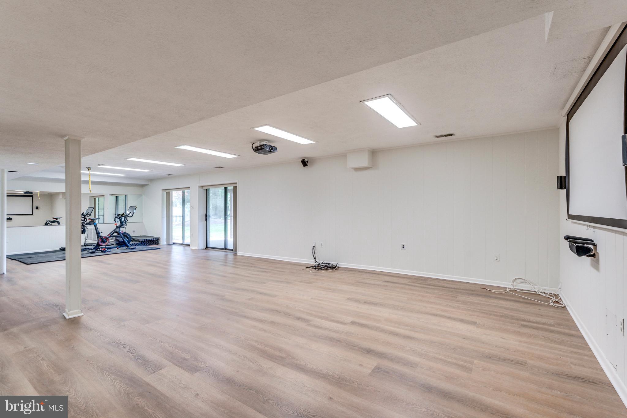 GLEN MILL VILLAGE - Residential