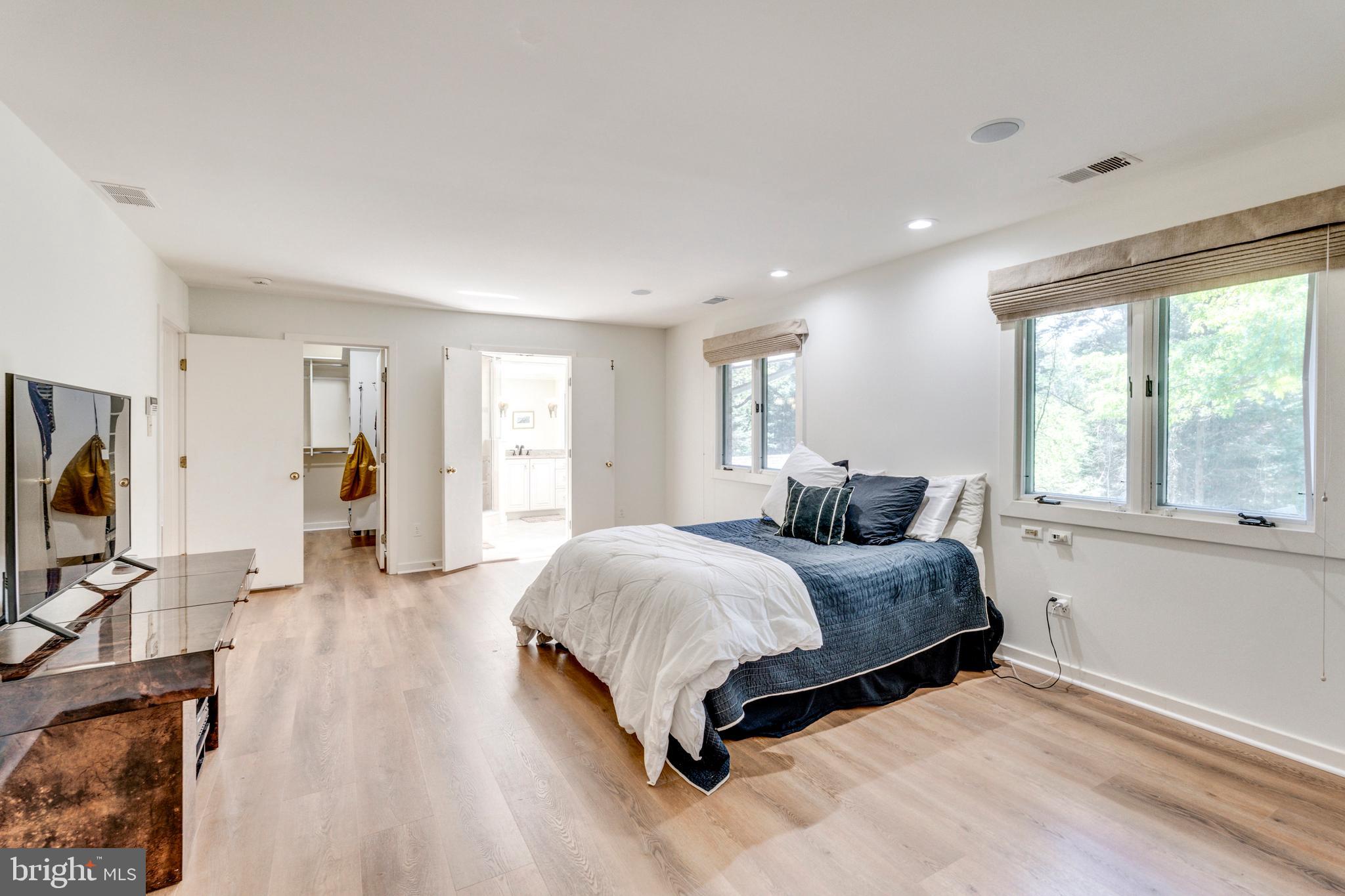 GLEN MILL VILLAGE - Residential