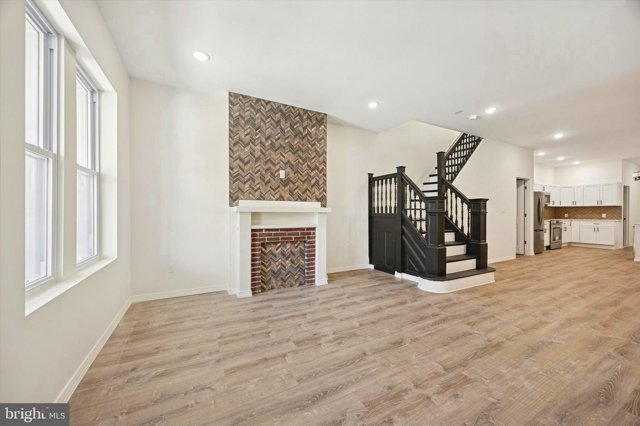 CARROLL PARK - Residential