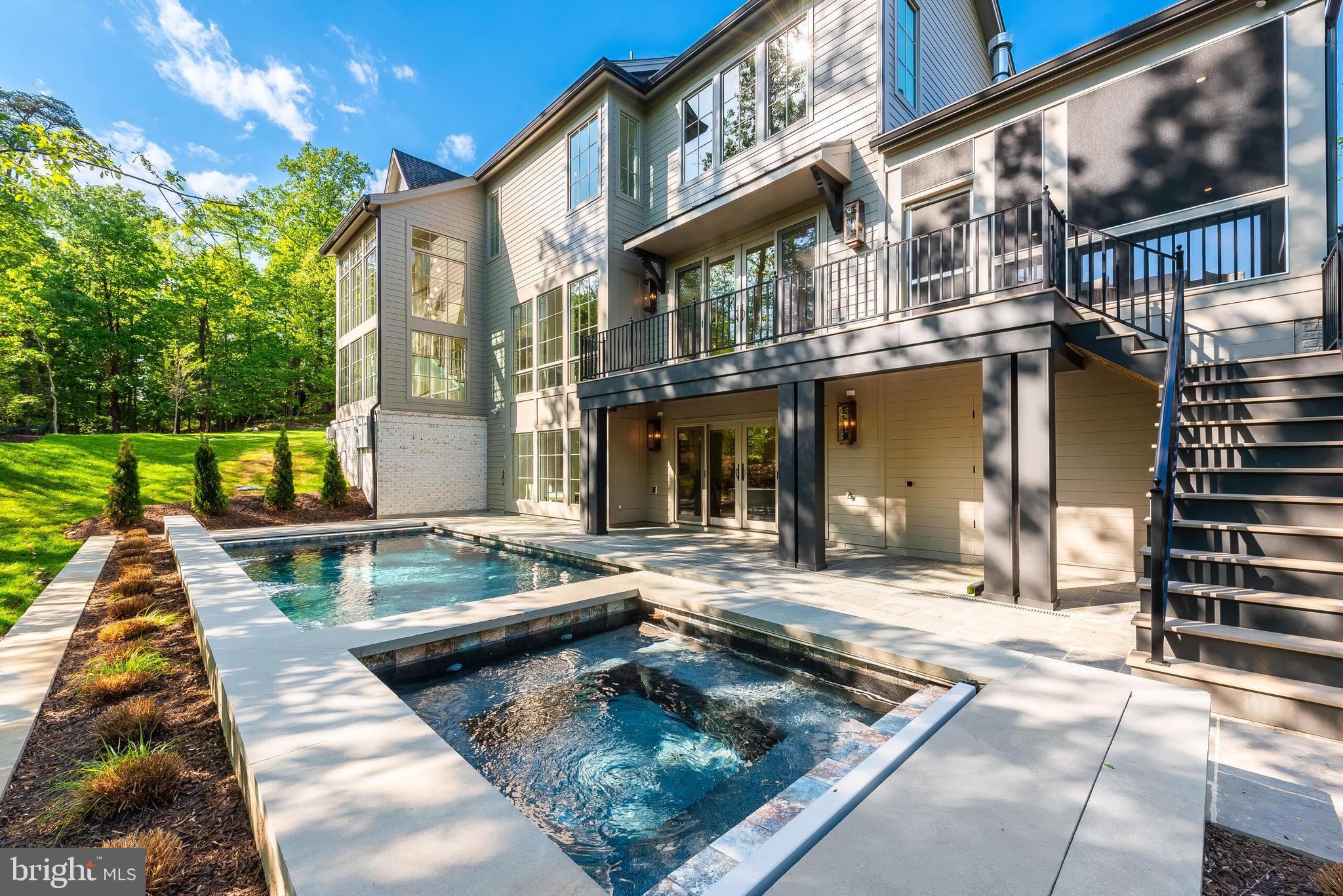 SEMINARY HILL - Residential