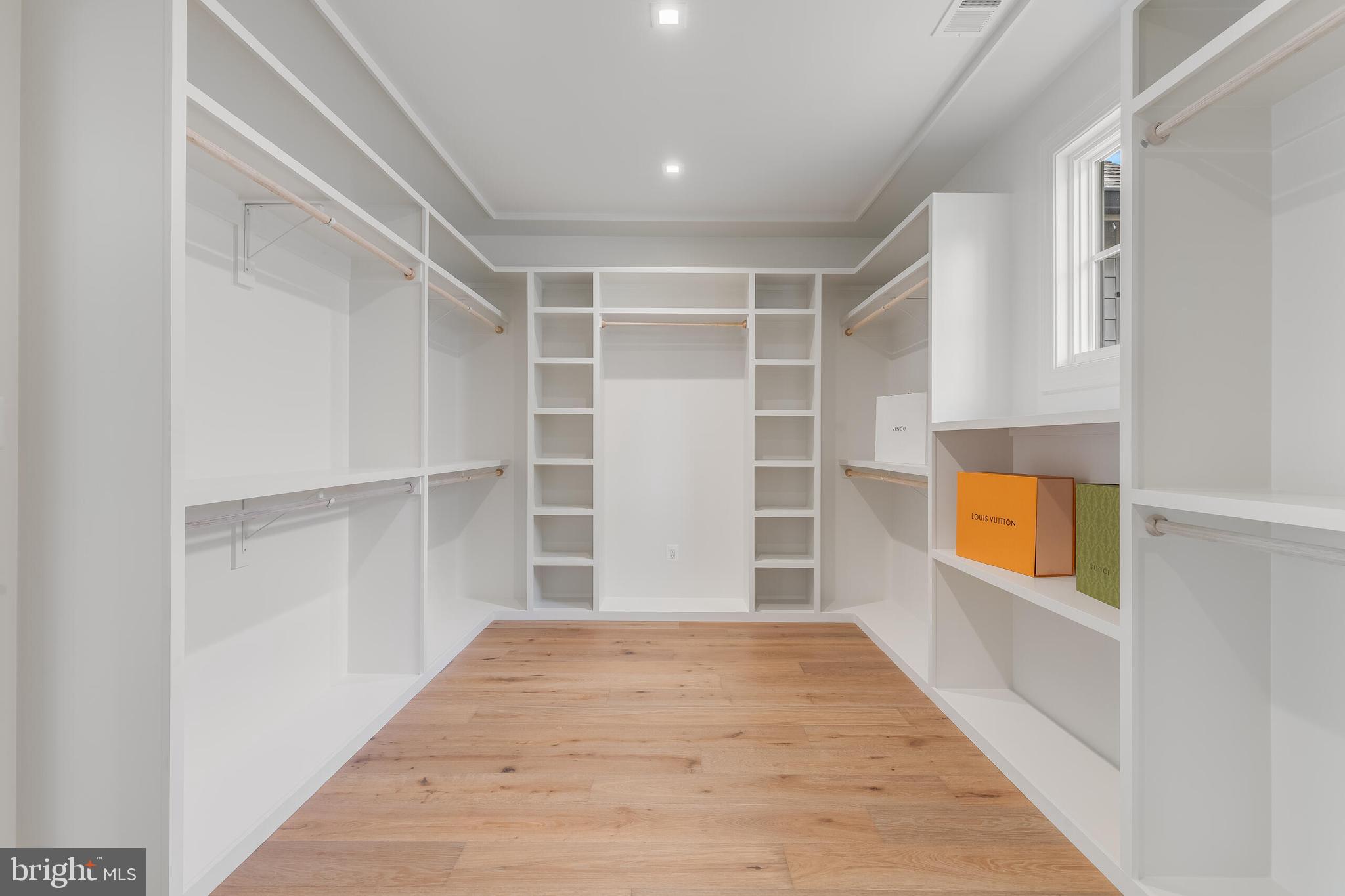 SEMINARY HILL - Residential